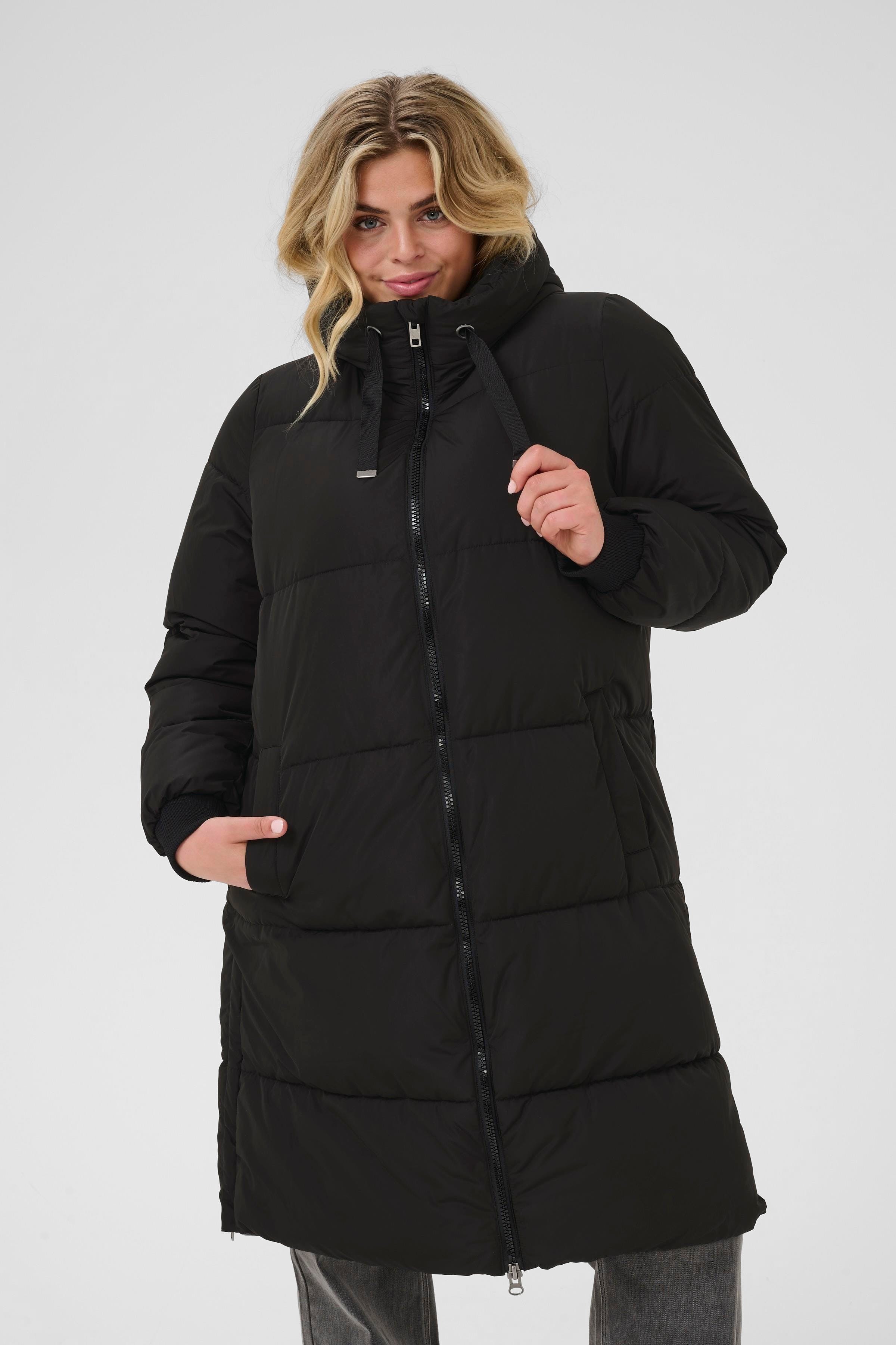 KCniki Coat LOOKBOOK FRONT 10583496-100121