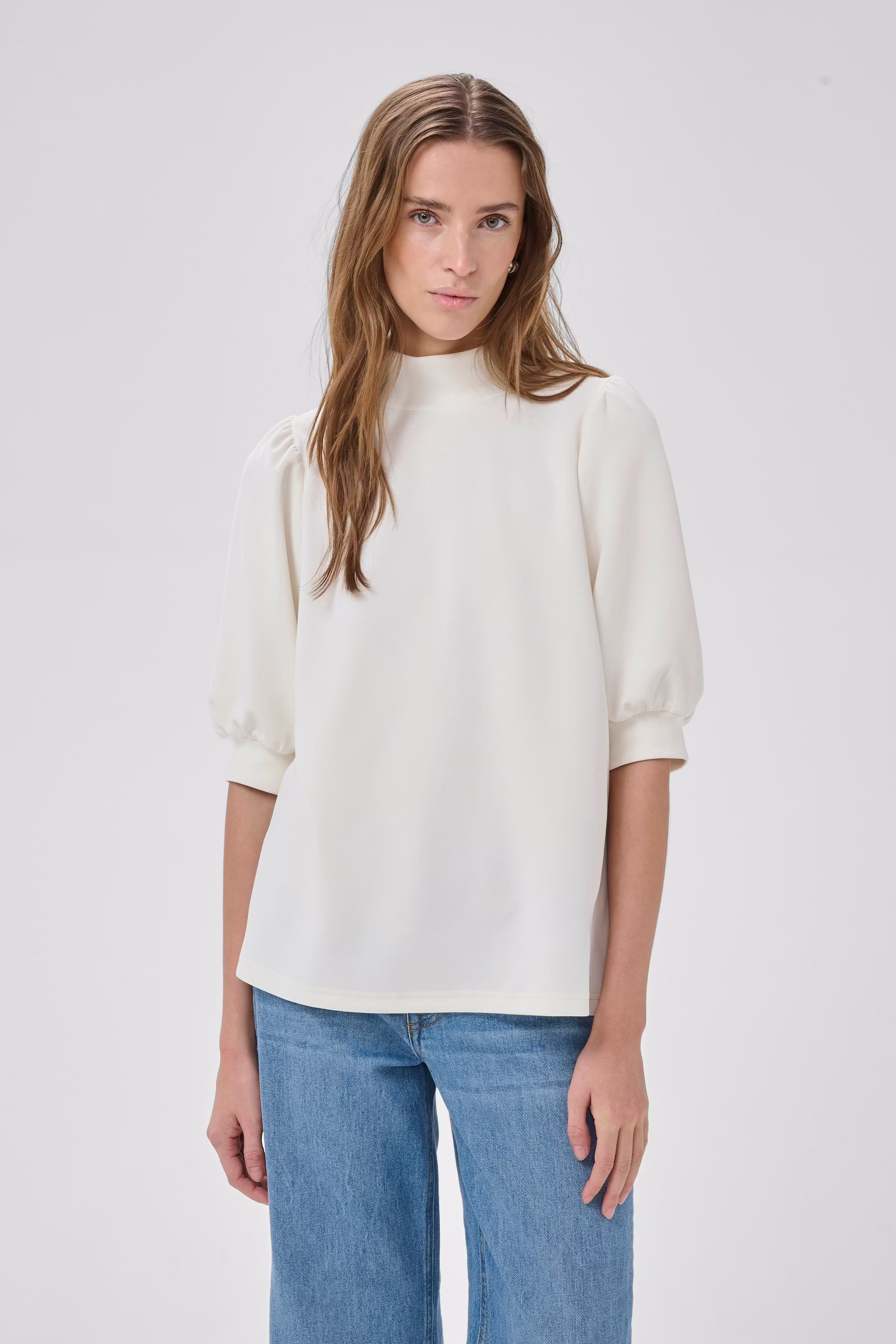 21 THE PUFF BLOUSE LOOKBOOK FRONT 10703704-110602