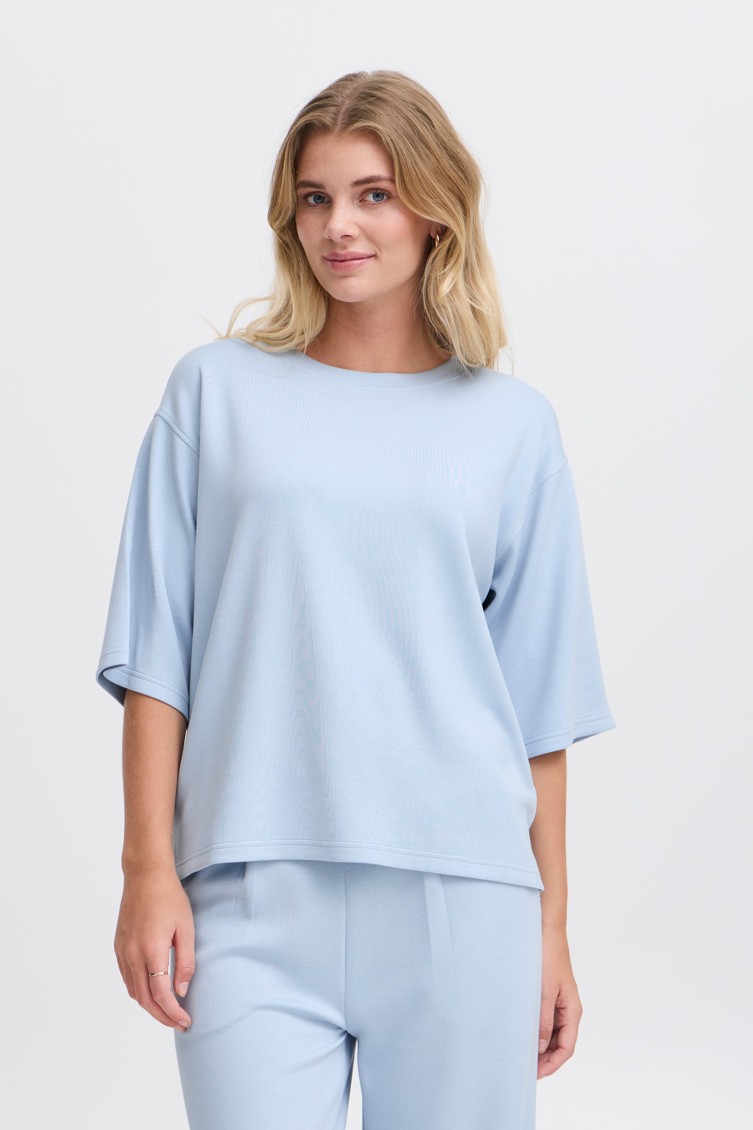 FRAURORA Pullover LOOKBOOK FRONT 20615492-144115