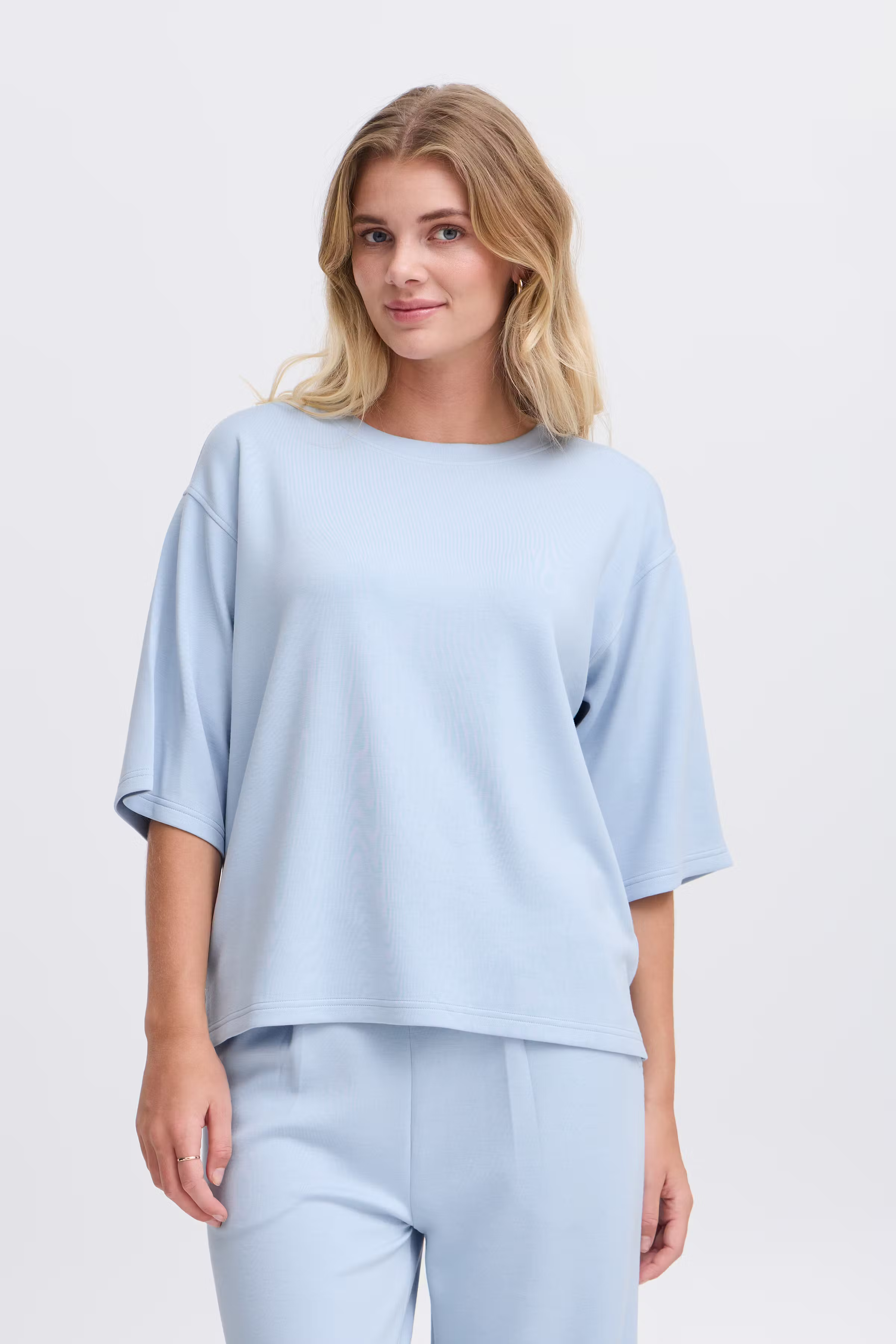 FRAURORA Pullover LOOKBOOK FRONT 20615492-144115