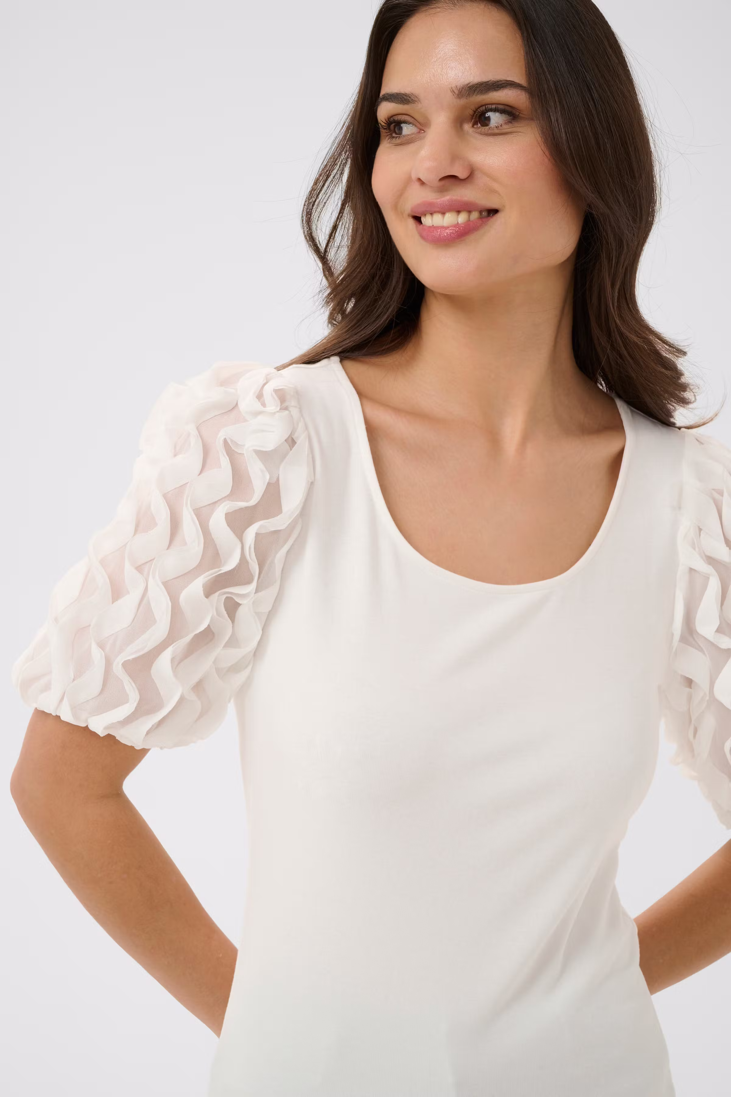 KAlindsay T-shirt LOOKBOOK DETAIL 10511582-110602