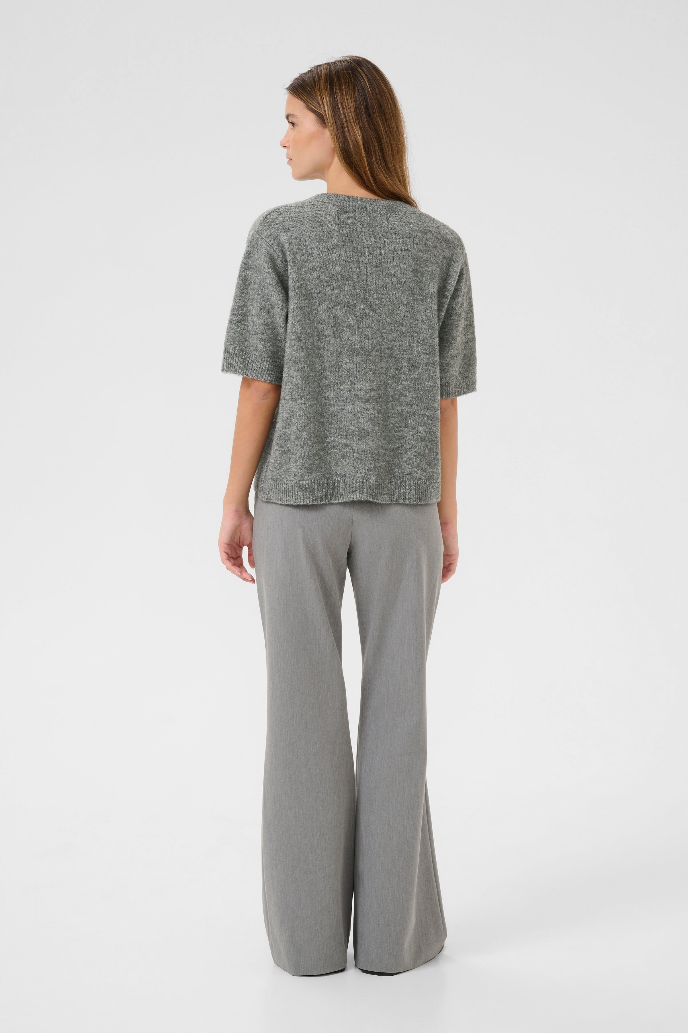 KBNoabelle Kortärmad stickad kofta LOOKBOOK BACK 10105394-105059