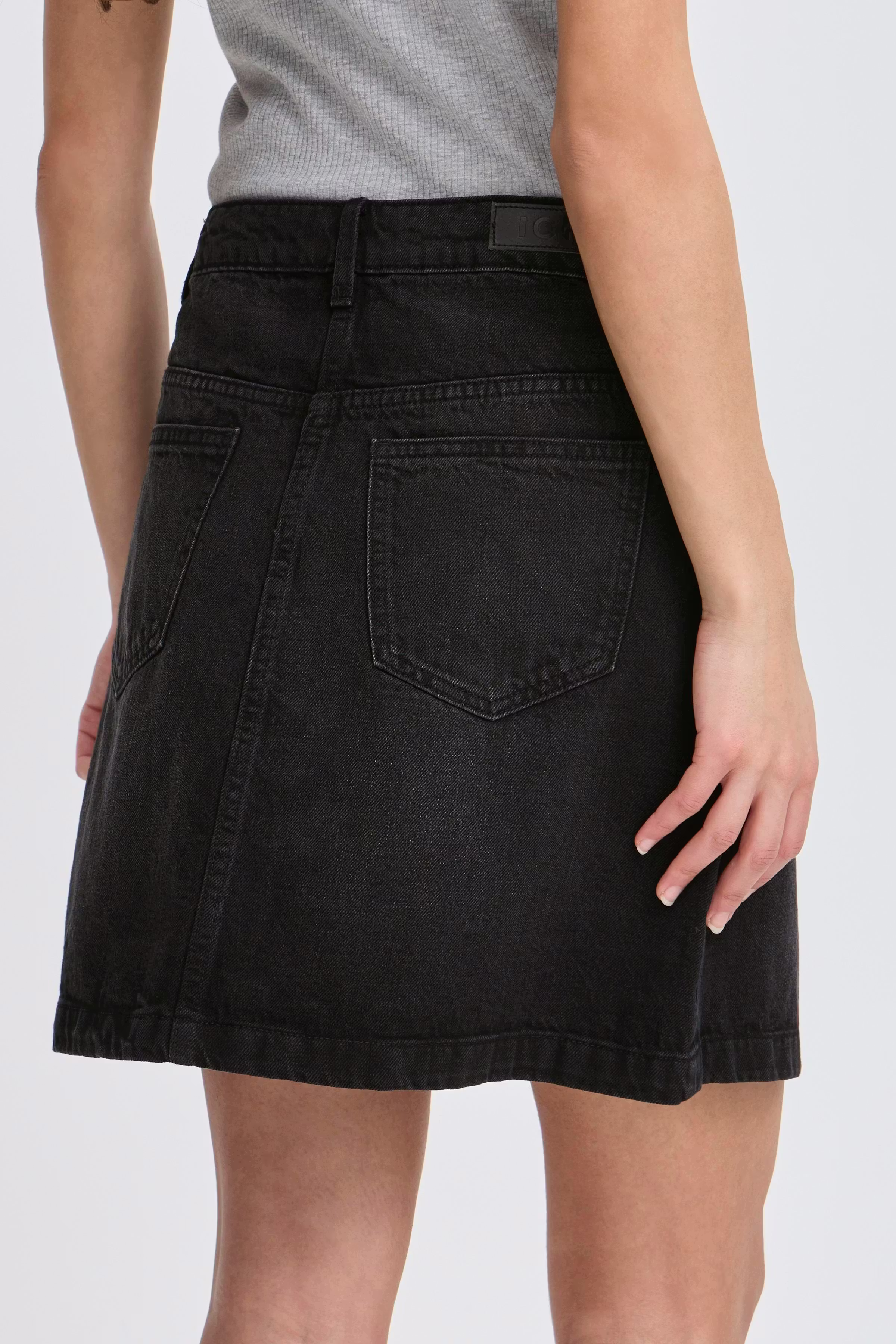 IHAVENY Skirt LOOKBOOK DETAIL 20121846-200341