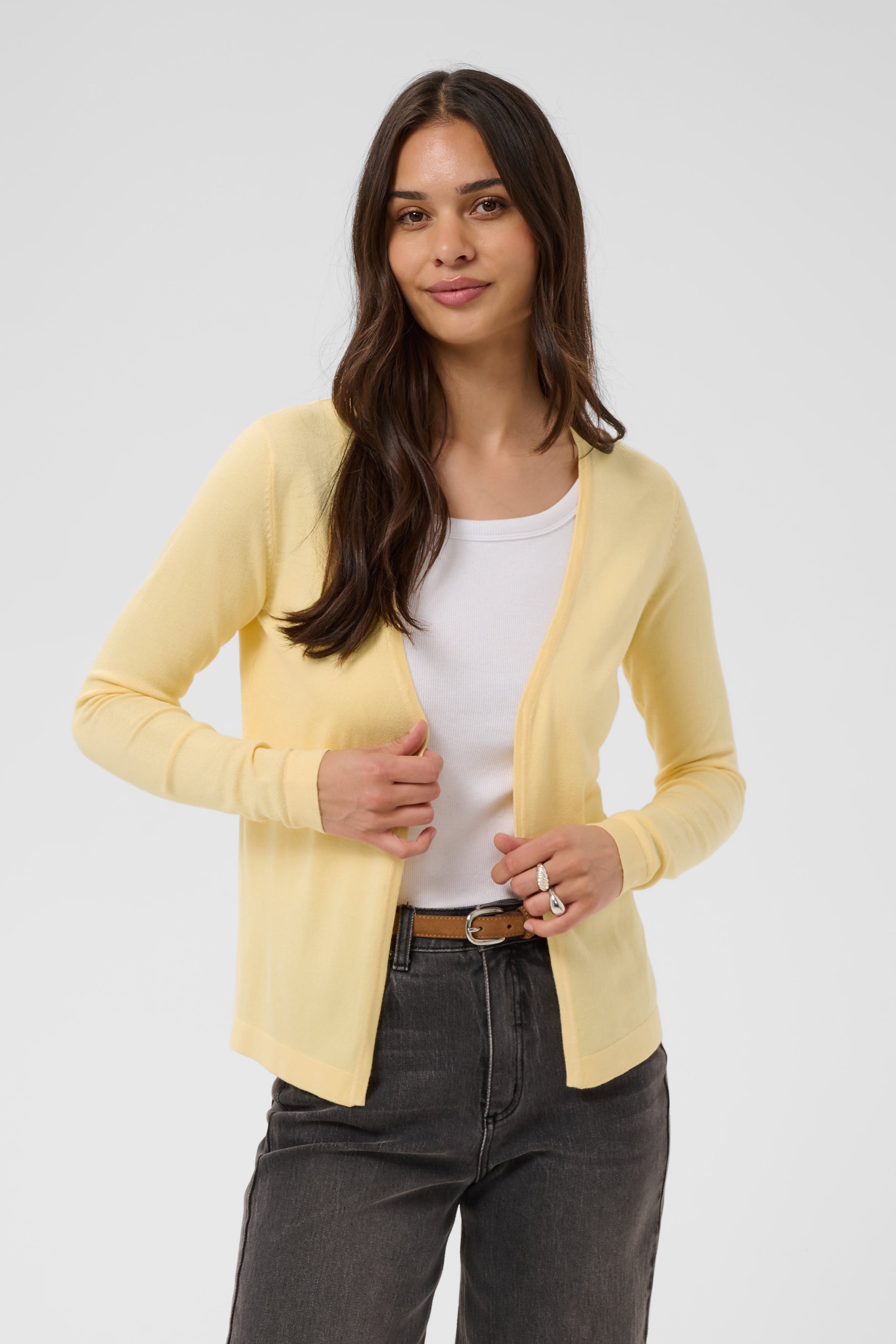 KAfenia Cardigan LOOKBOOK FRONT 10551503-130822
