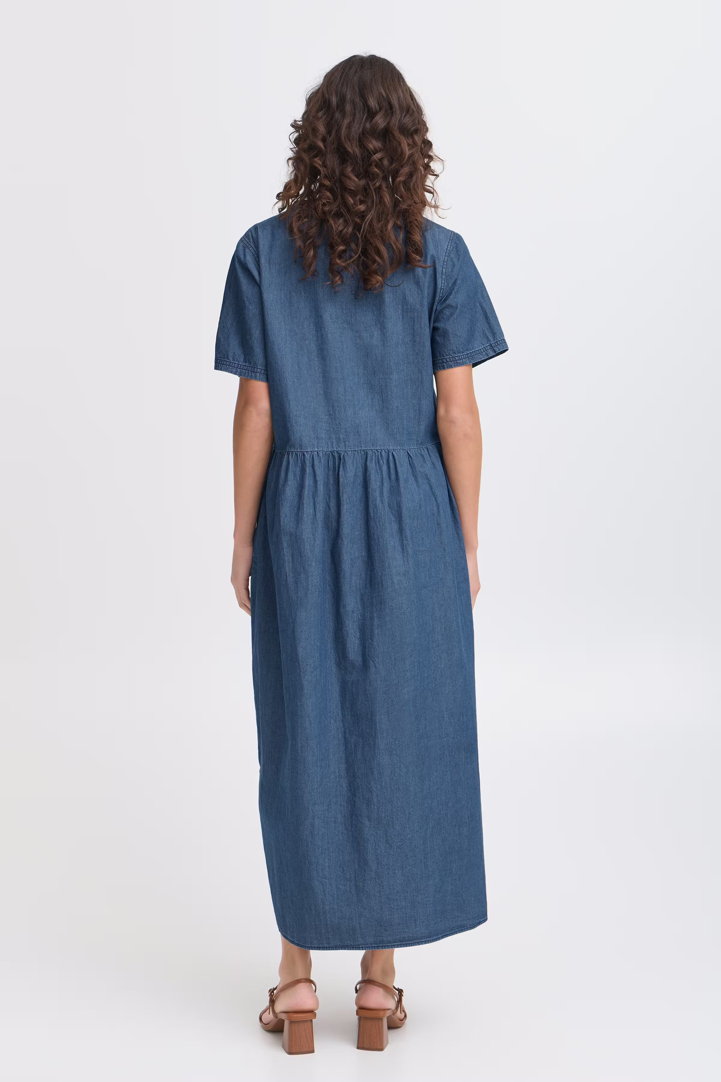 FRKINDRA Kjole LOOKBOOK BACK 20615746-200077