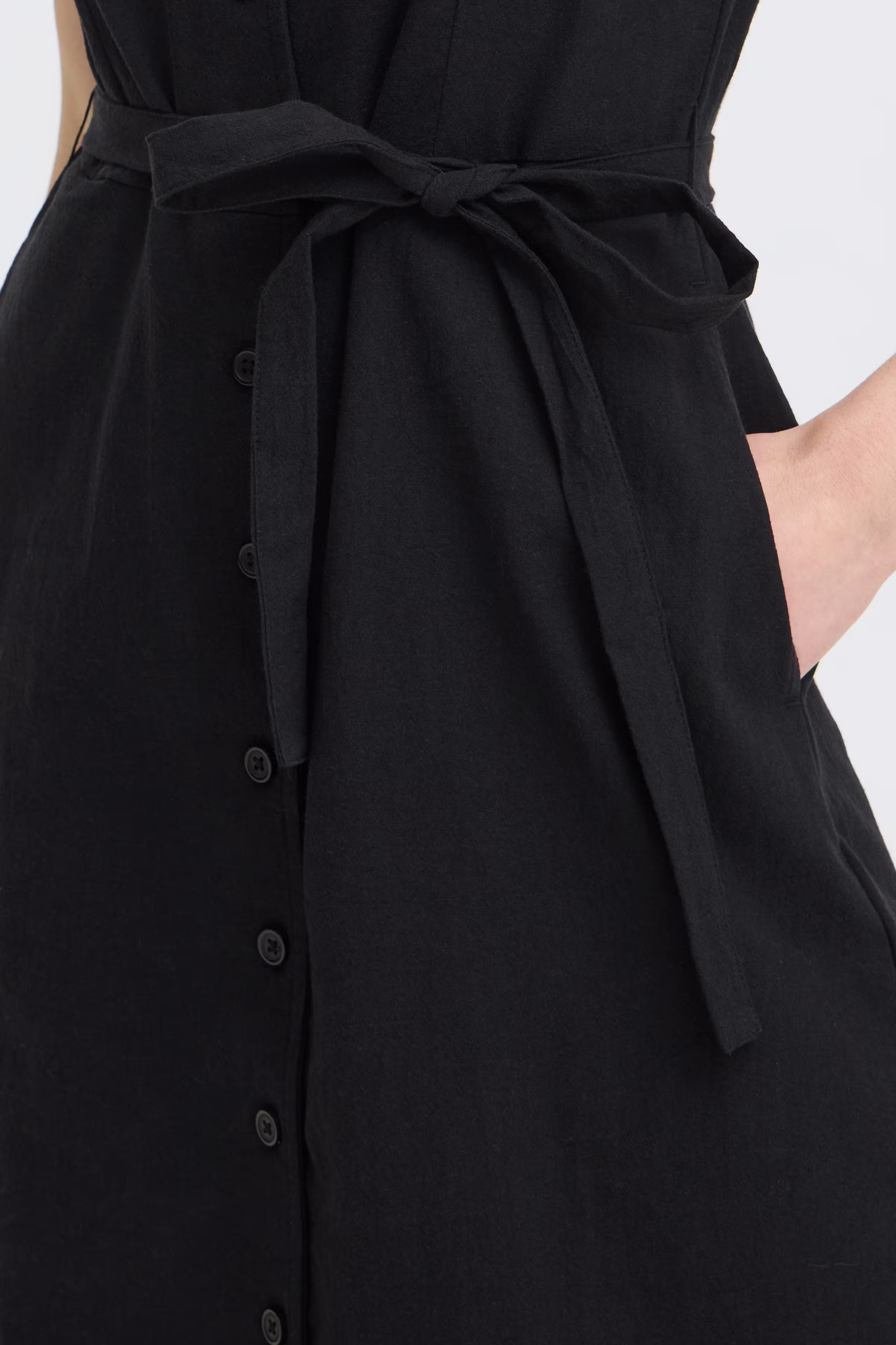 BYELLANA Kjole LOOKBOOK DETAIL 20818989-194008
