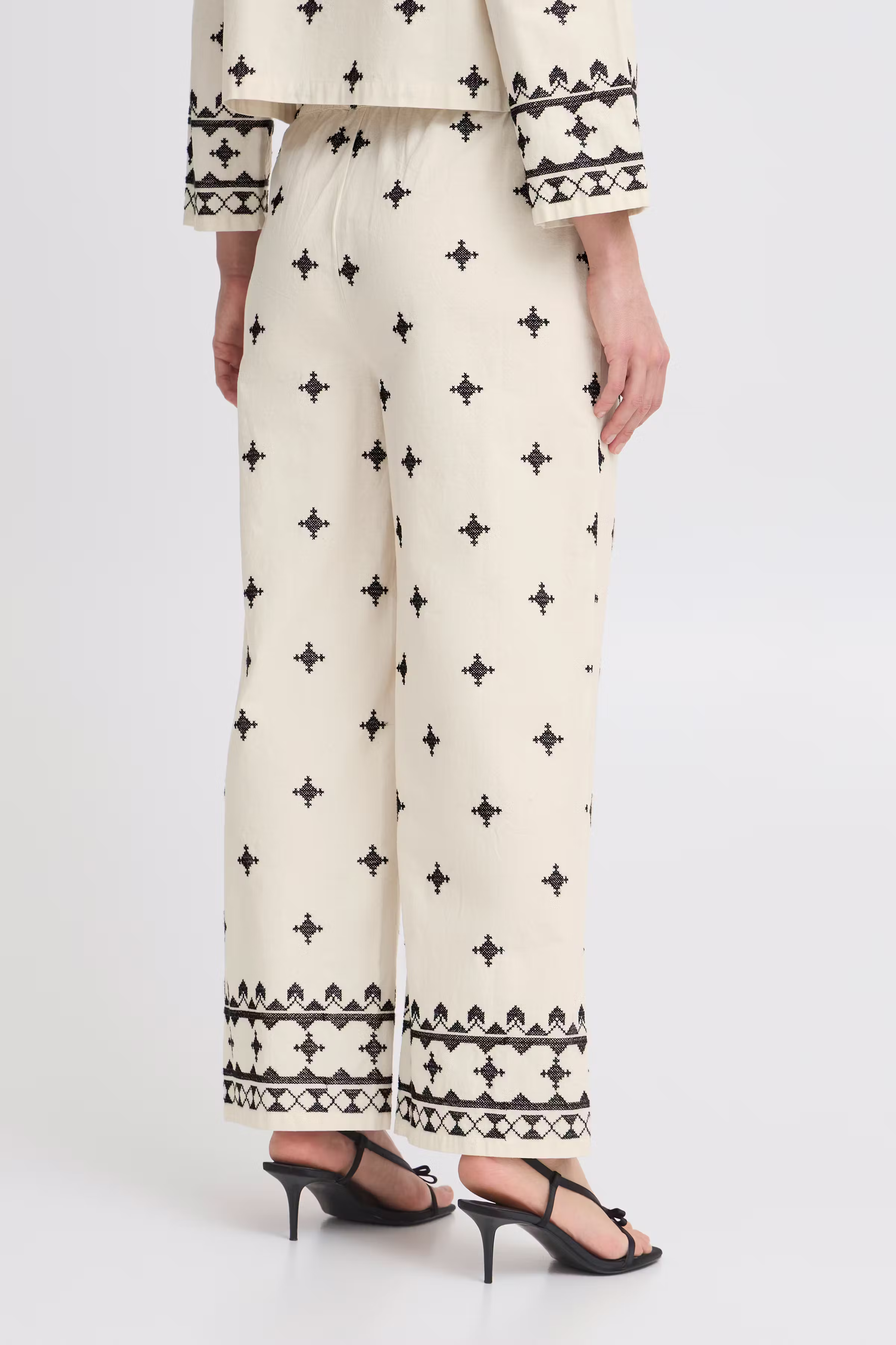 BYDUNIA Bukser LOOKBOOK BACK 20816751-204823