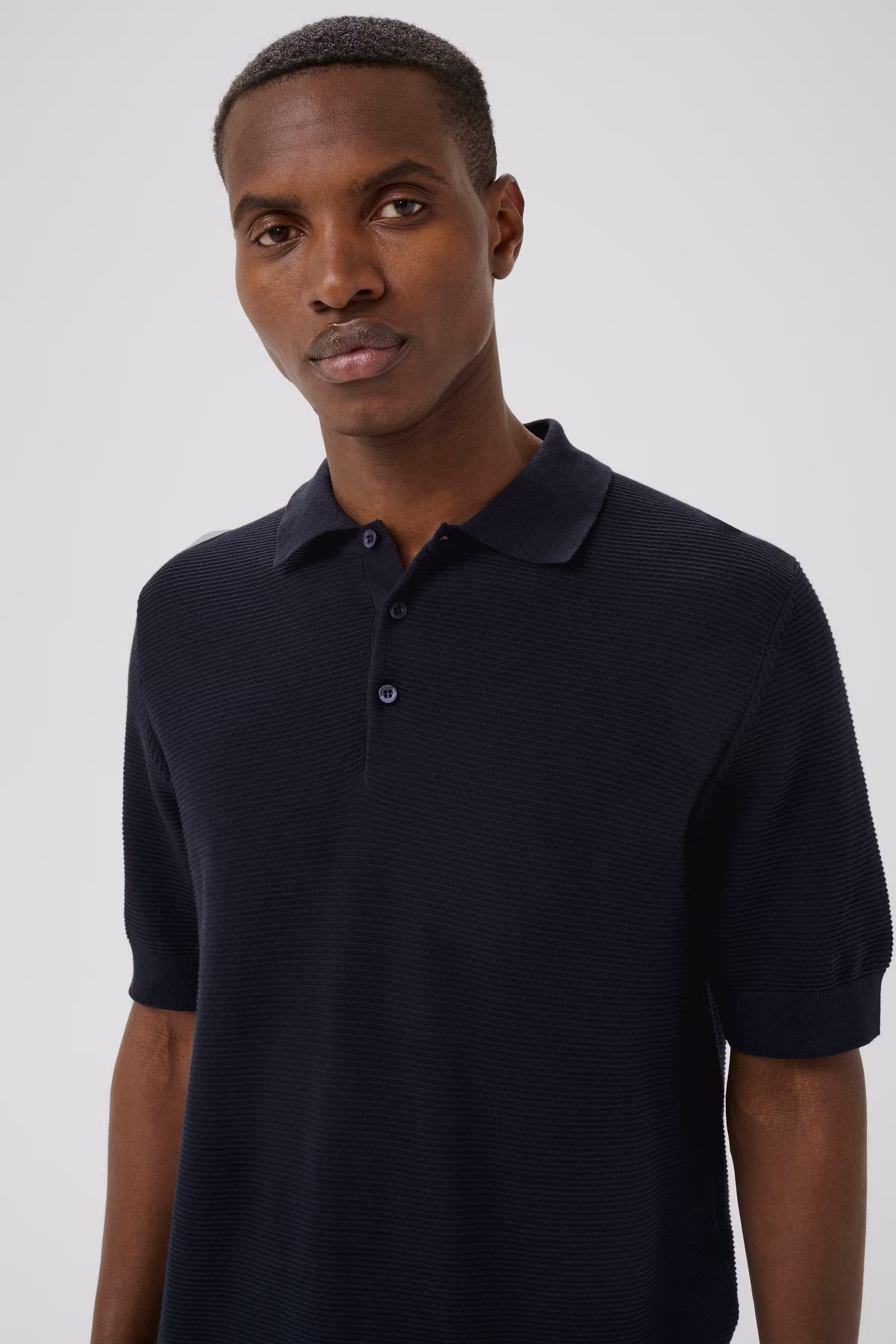 MApolo Poloshirt LOOKBOOK DETAIL 30209117-194011