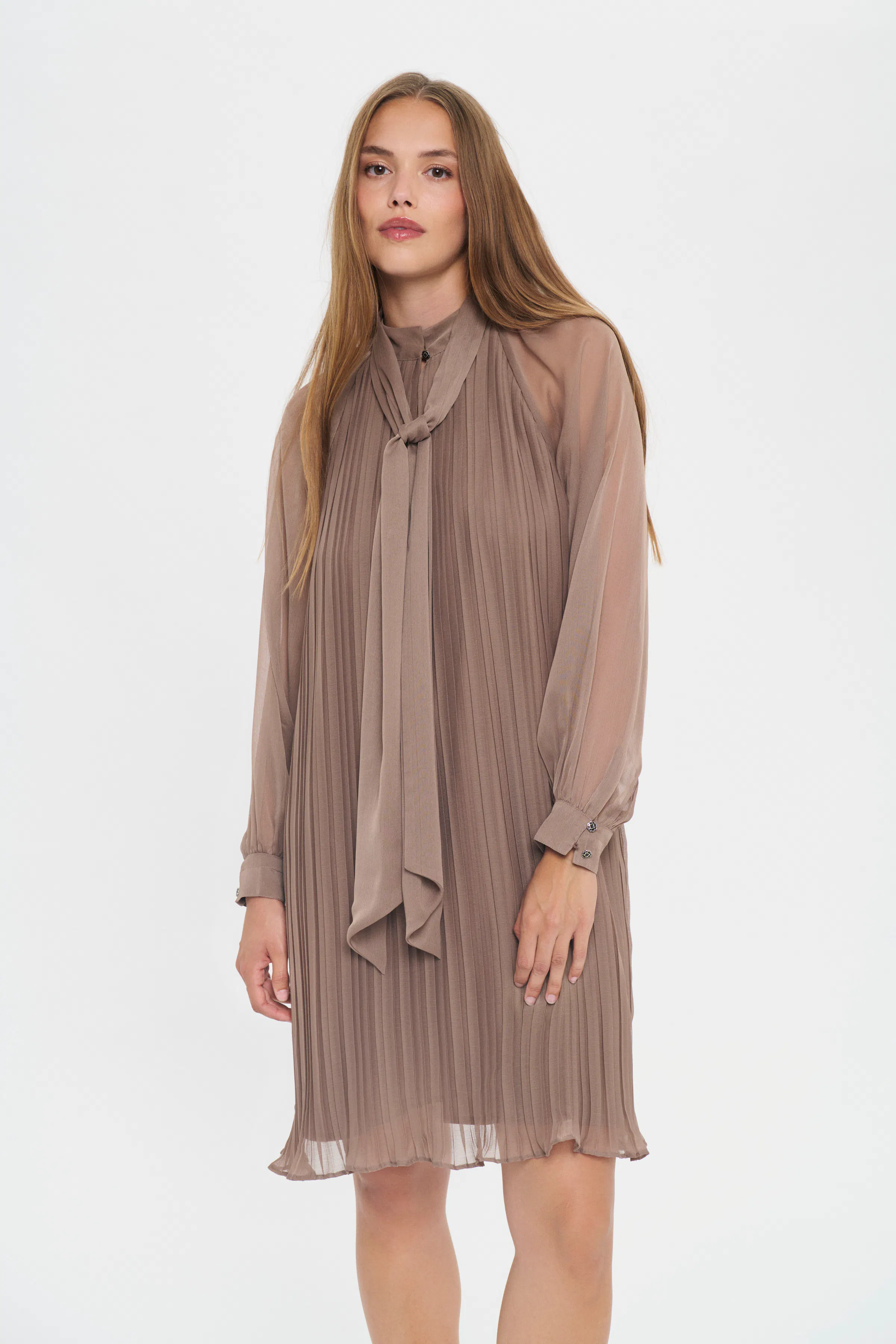 NuriSZ Kjole LOOKBOOK FRONT 30514599-171410