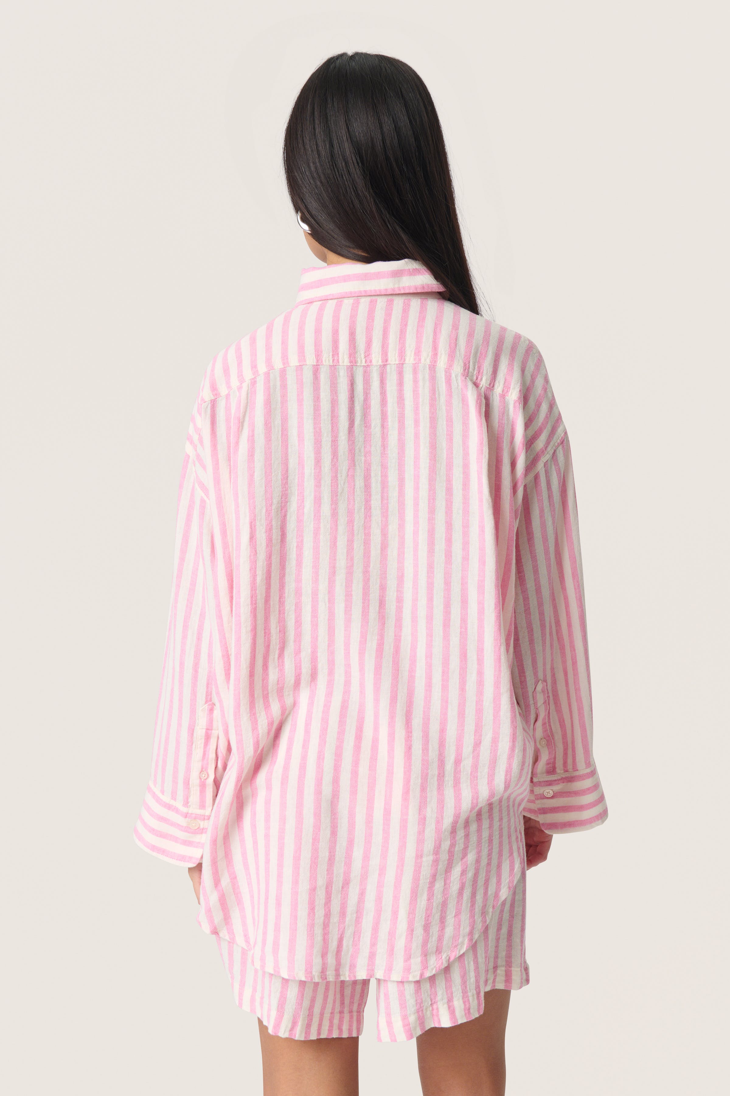 SLBeliro Leinen Hemd LOOKBOOK BACK 30408512-304074