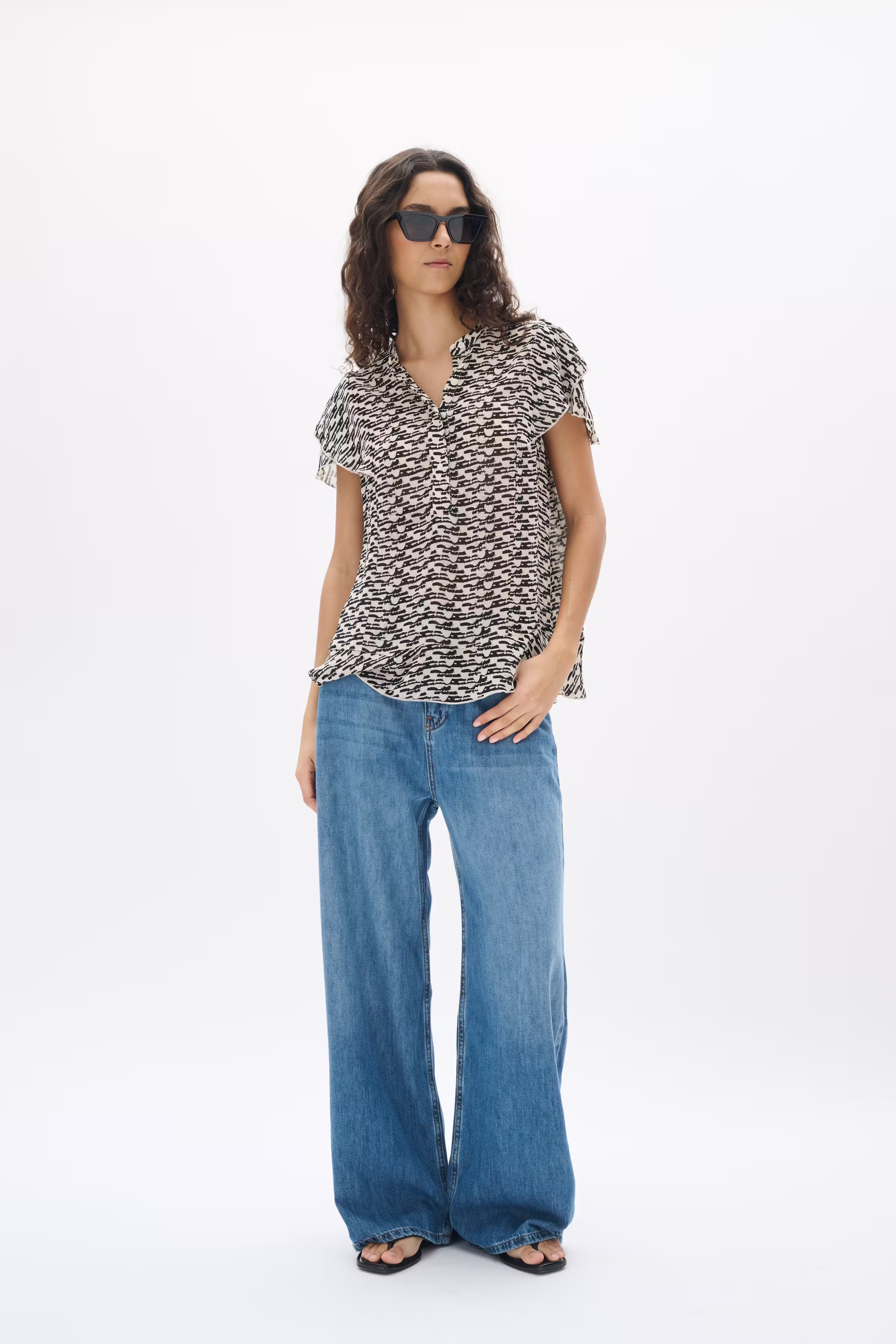 CessieIW Blus LOOKBOOK FRONT 30110250-303575