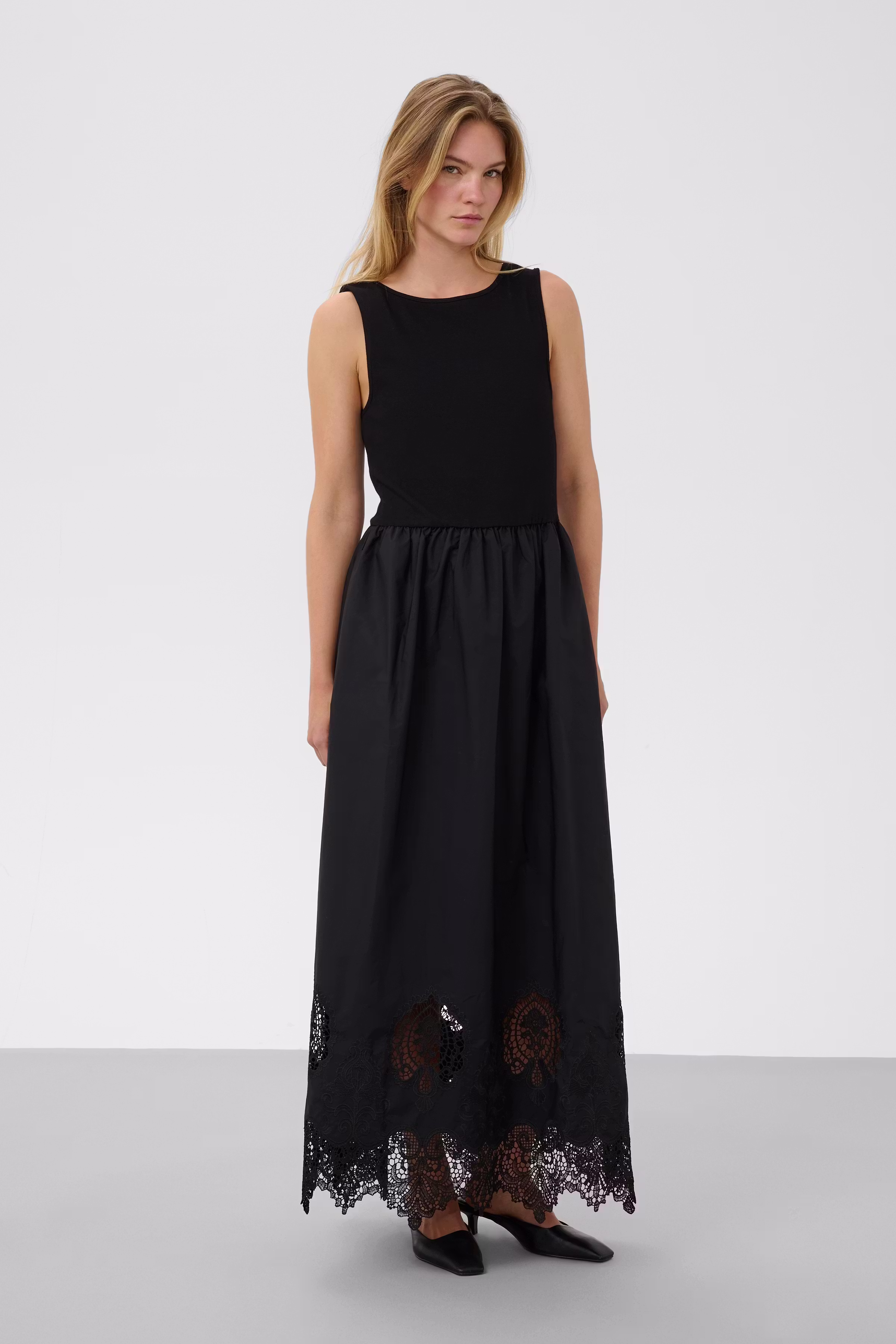 SLAthina Dress LOOKBOOK FRONT 30409382-194008