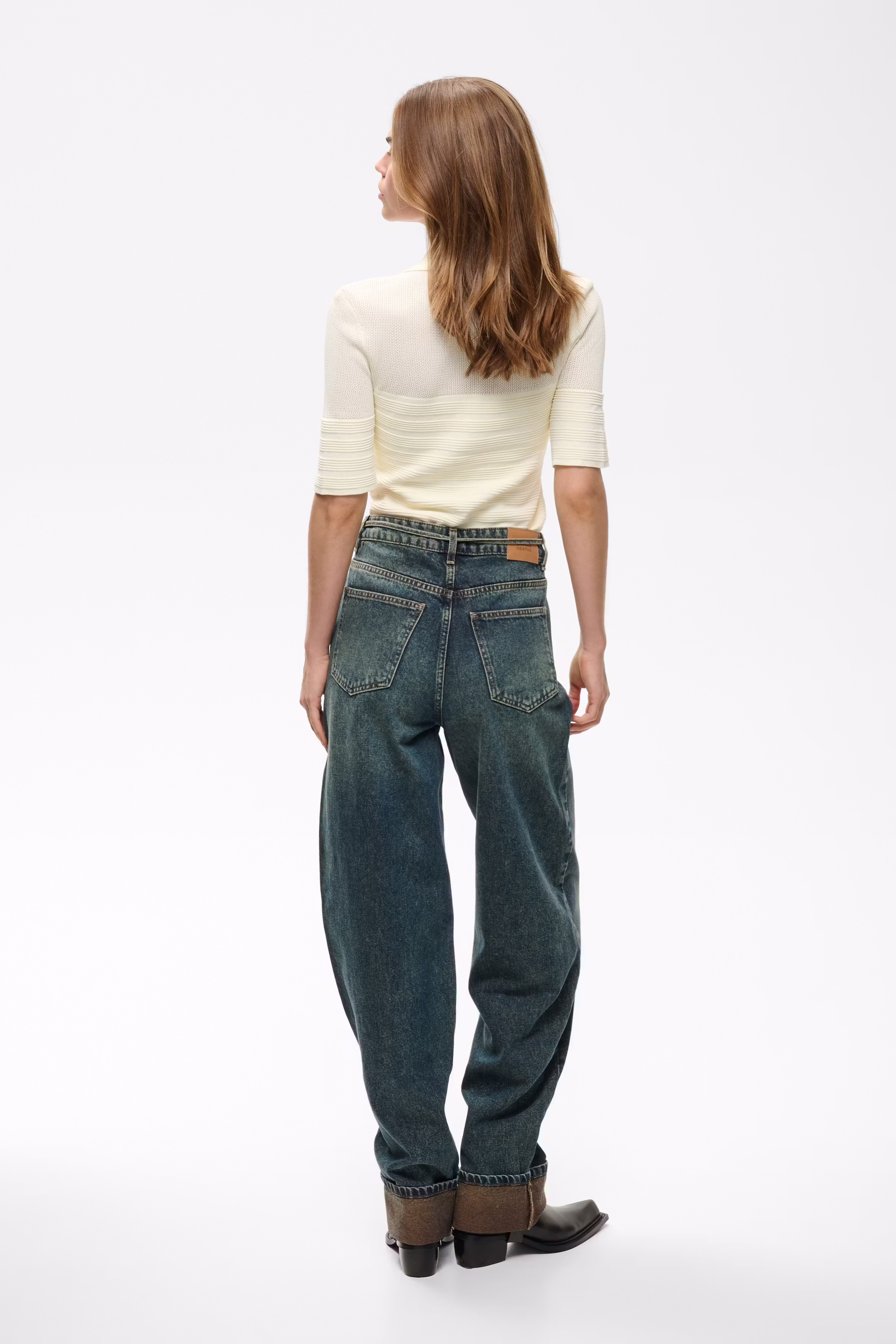 GZsusara Jeans LOOKBOOK BACK 10911342-109592