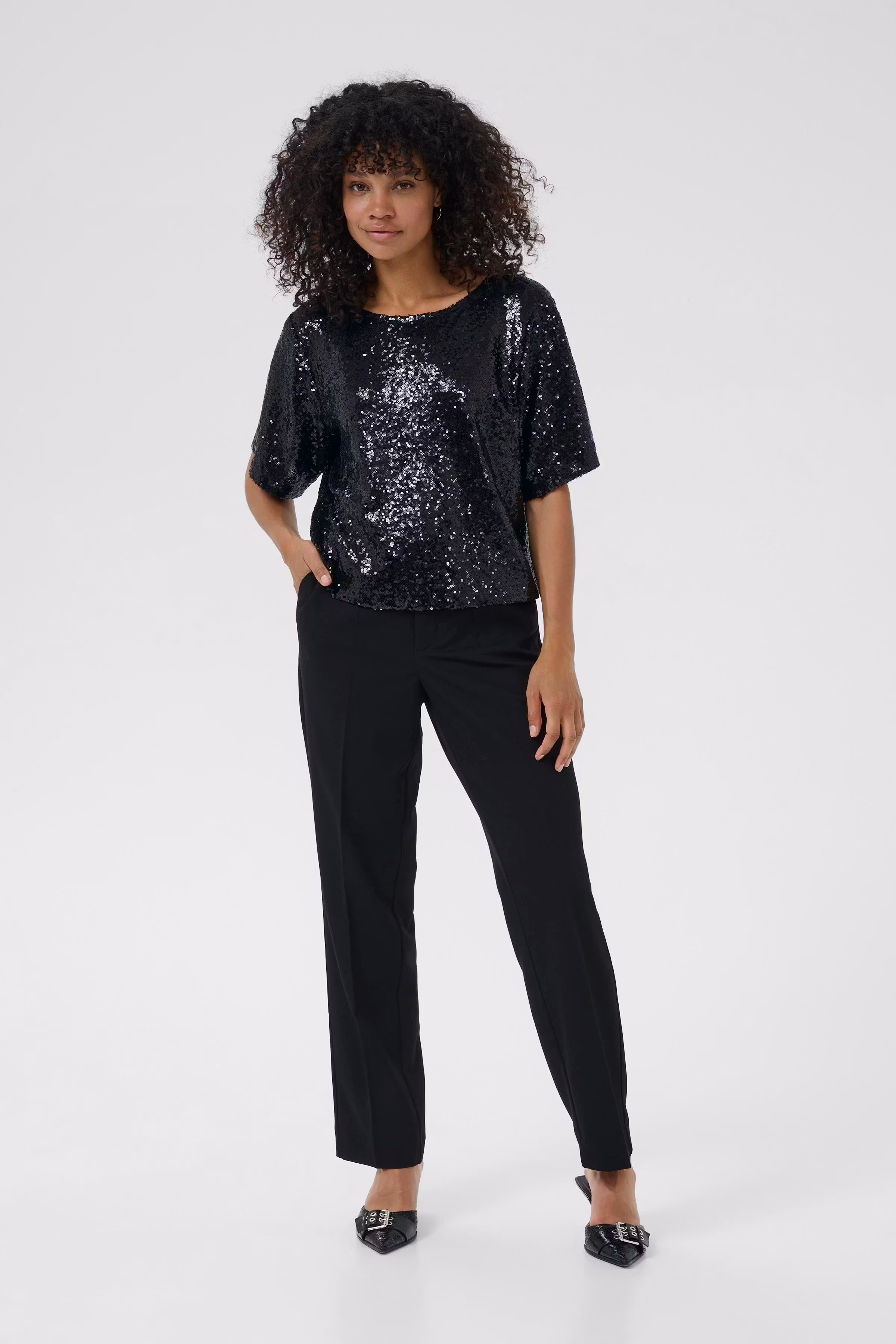 KAmiranda Bluse LOOKBOOK FRONT 10510898-100121