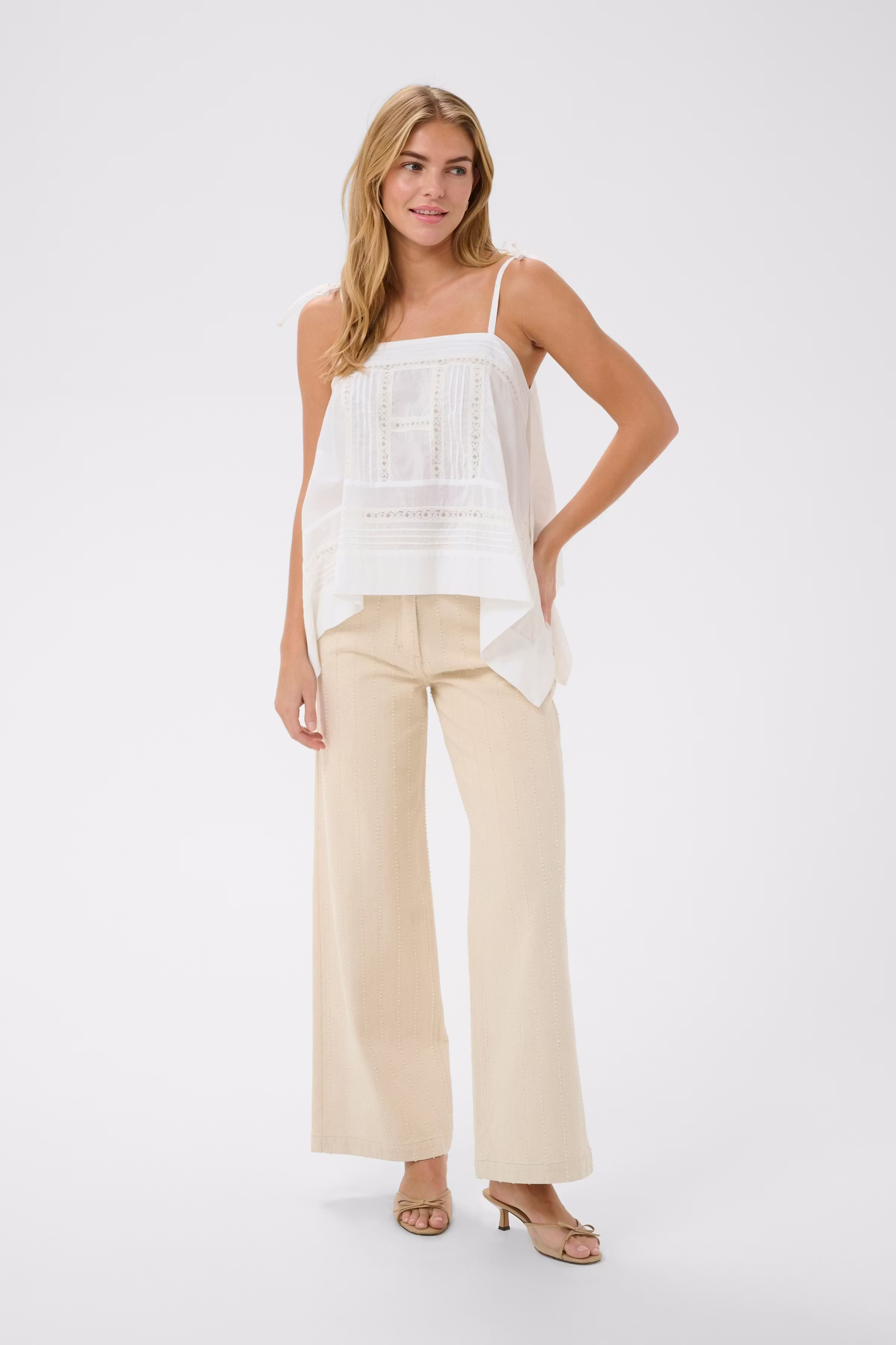 RosariaSZ Top LOOKBOOK FRONT 30515100-110601