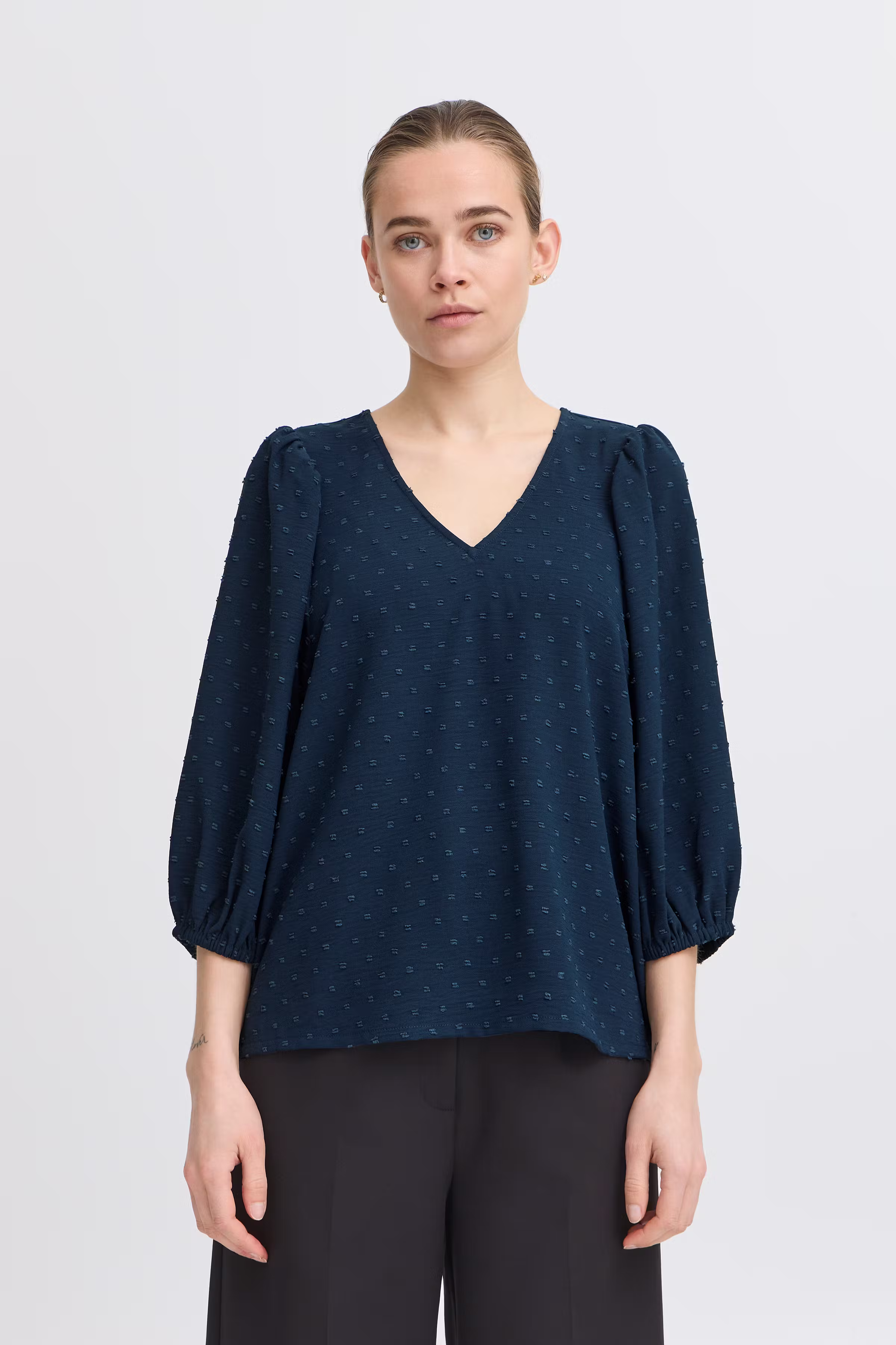 IHZABBY bluser LOOKBOOK FRONT 20122986-194010