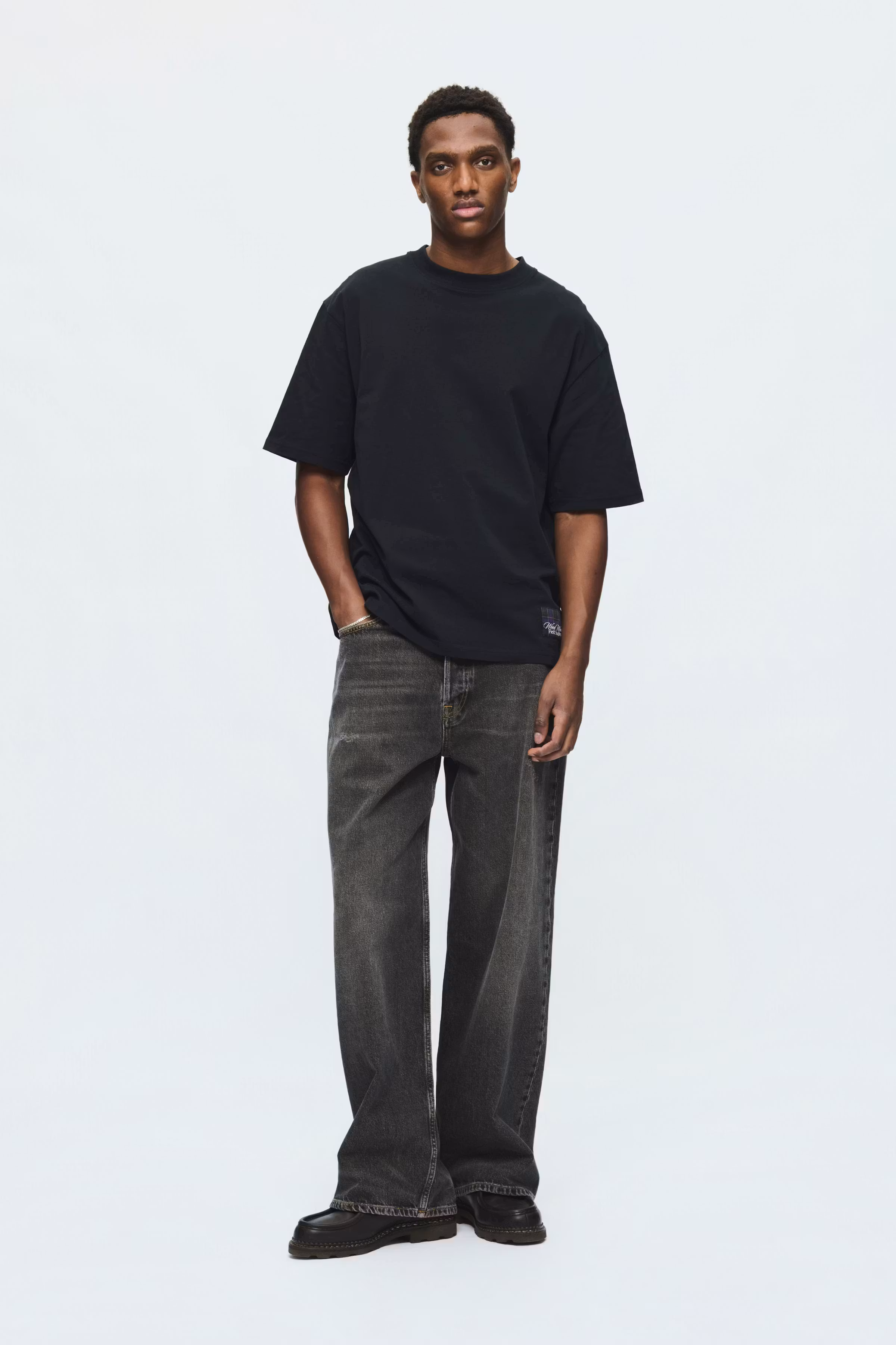 WWGary Field T-shirt LOOKBOOK FRONT 30252275-303700