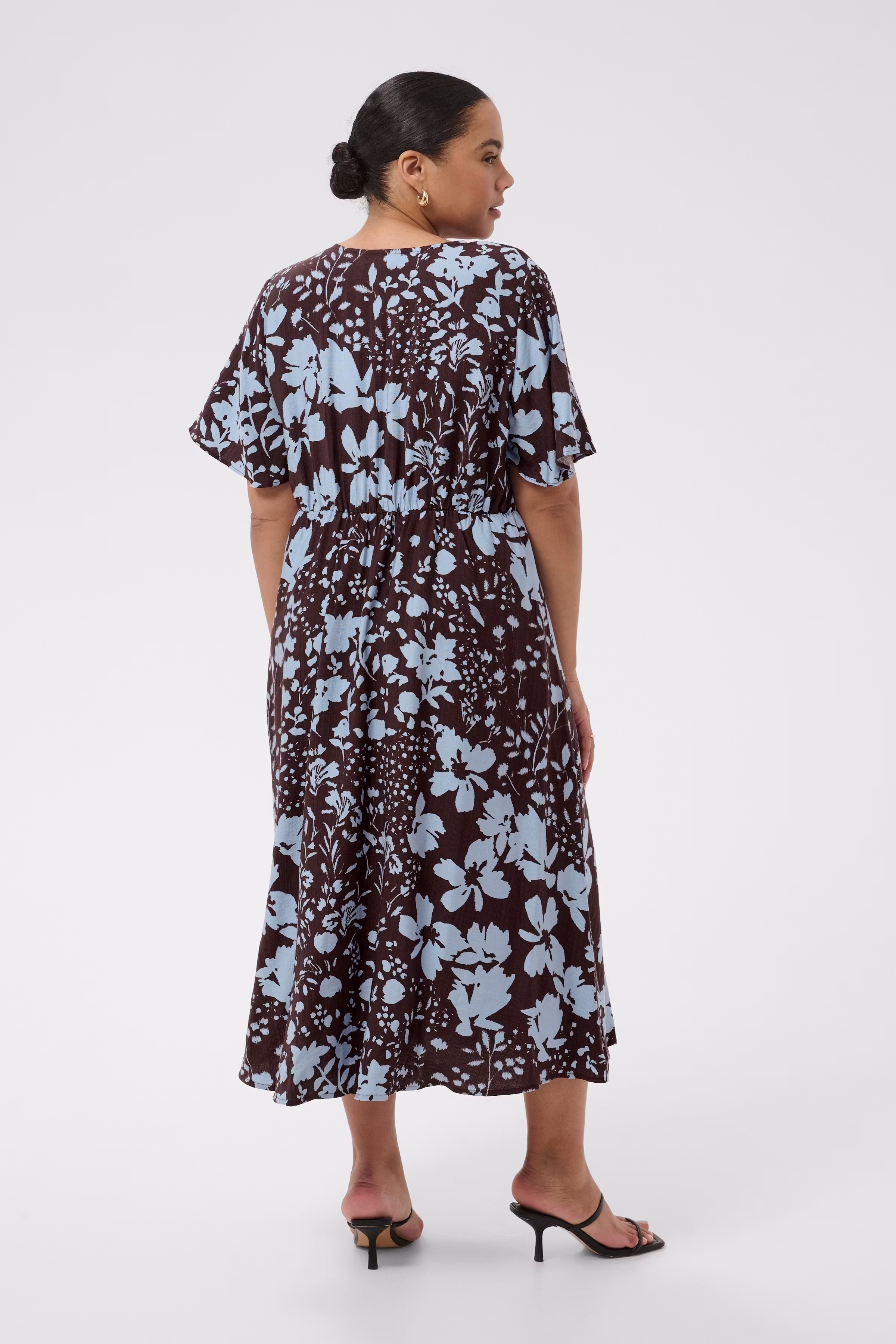 KCnadine Kleid LOOKBOOK BACK 10584258-109448