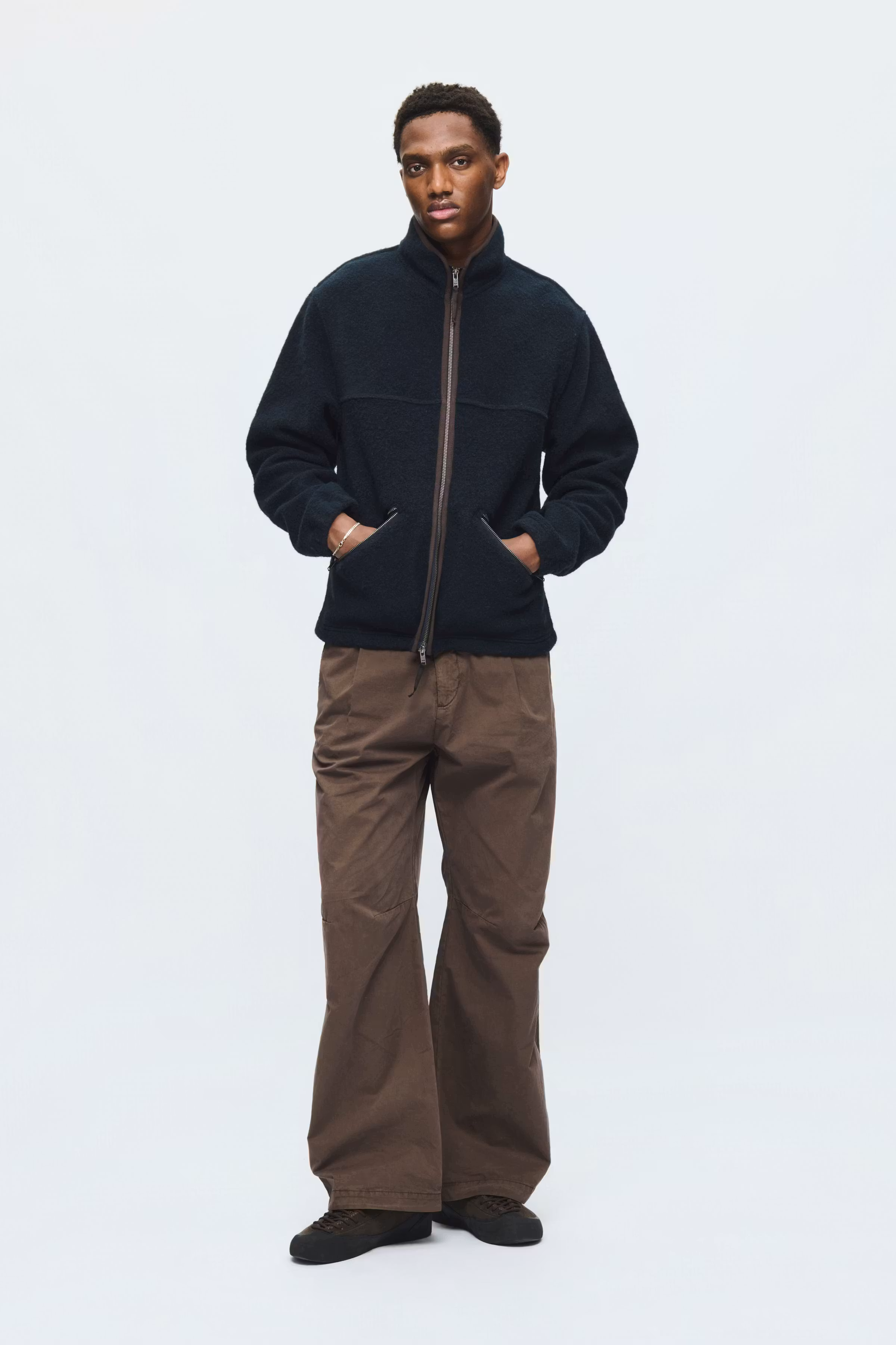WWEik jakke LOOKBOOK FRONT 30252223-194011