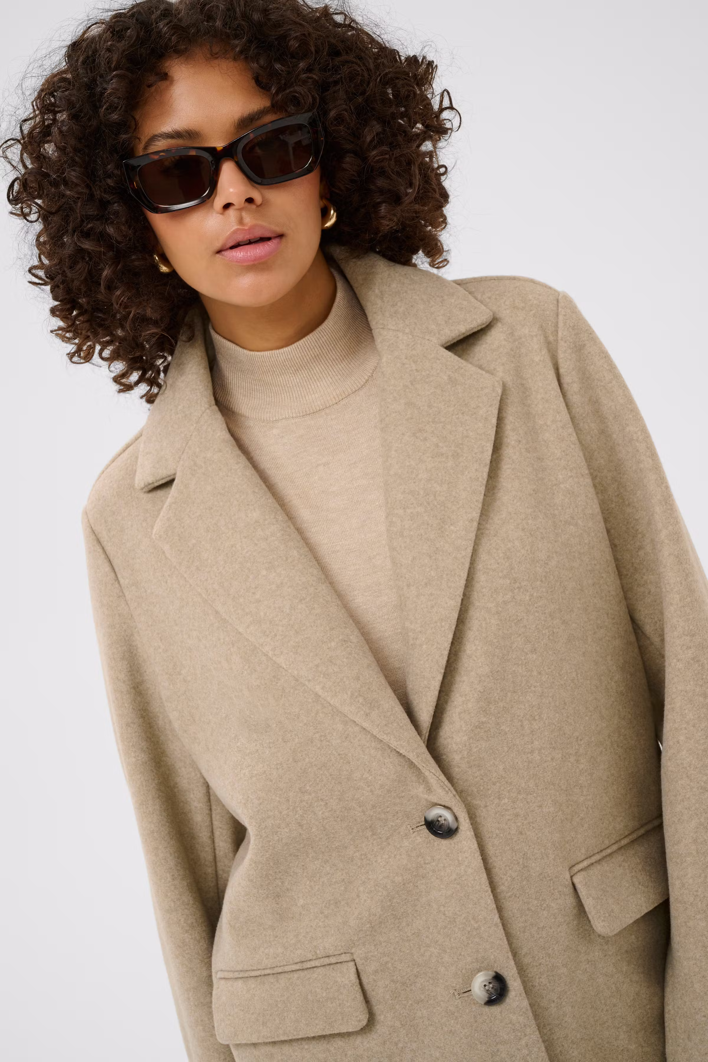 KAsaturn Coat LOOKBOOK DETAIL 10511209-108820