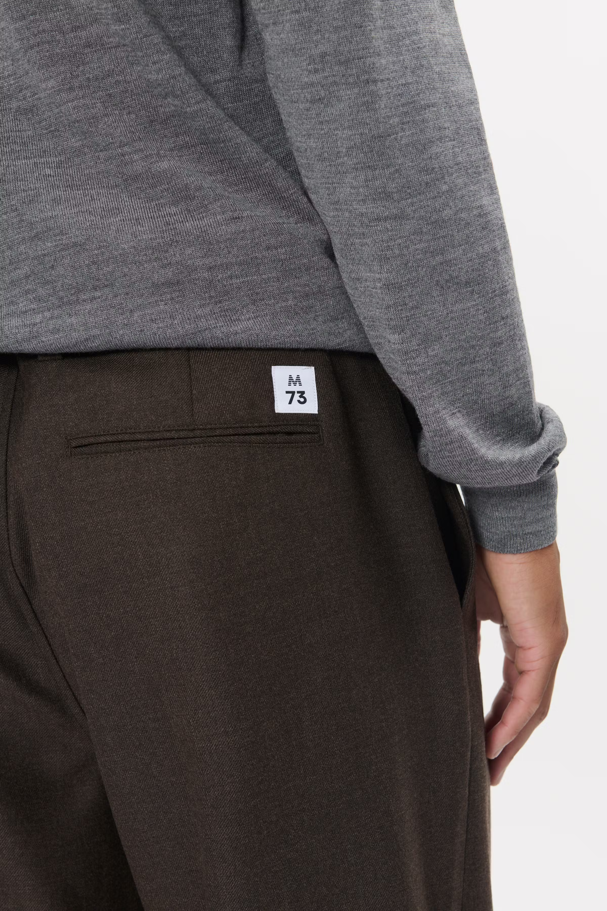 MAchino Broek LOOKBOOK DETAIL 30208813-191018