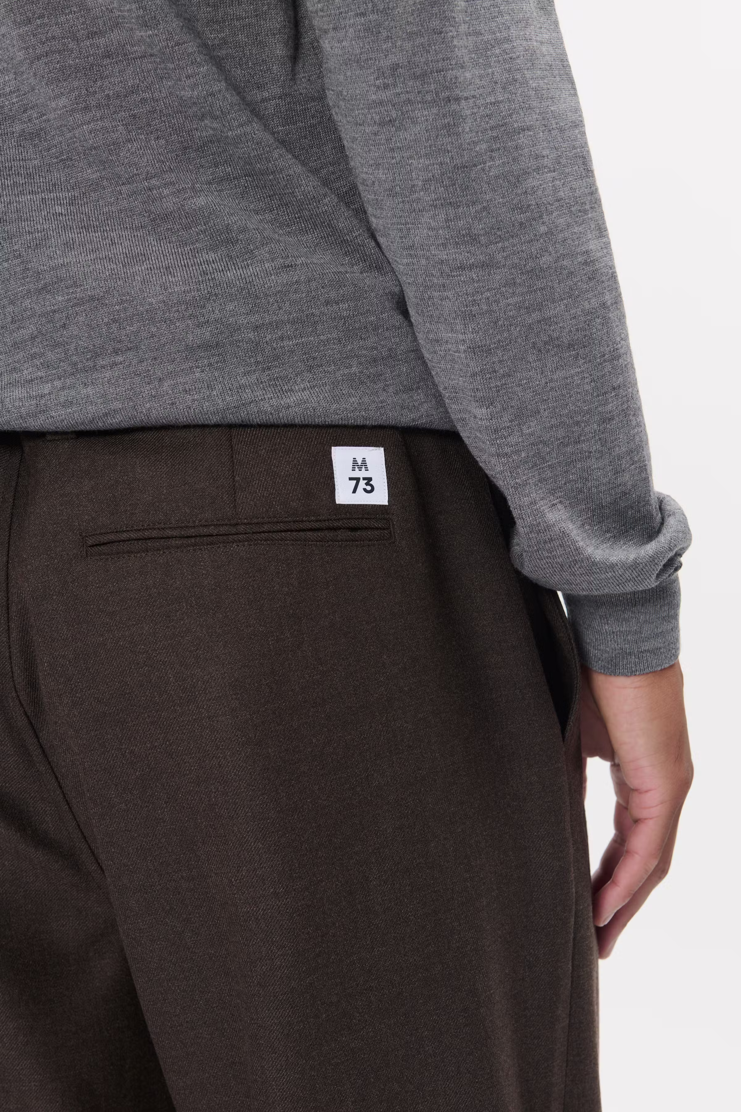 MAchino Broek LOOKBOOK DETAIL 30208813-191018