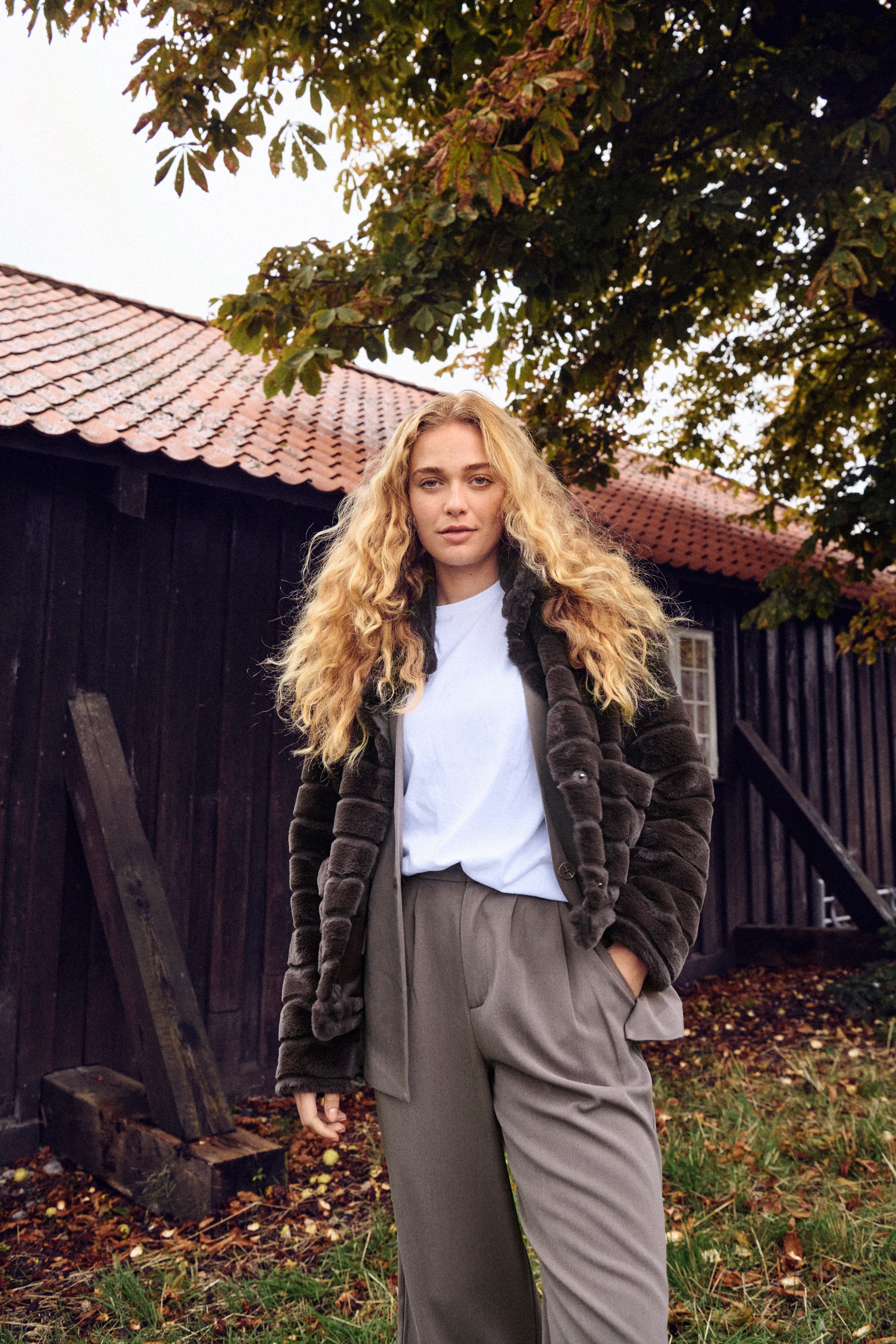 LeonieSZ Bovenkleding LOCATION NONE 30514124-190912