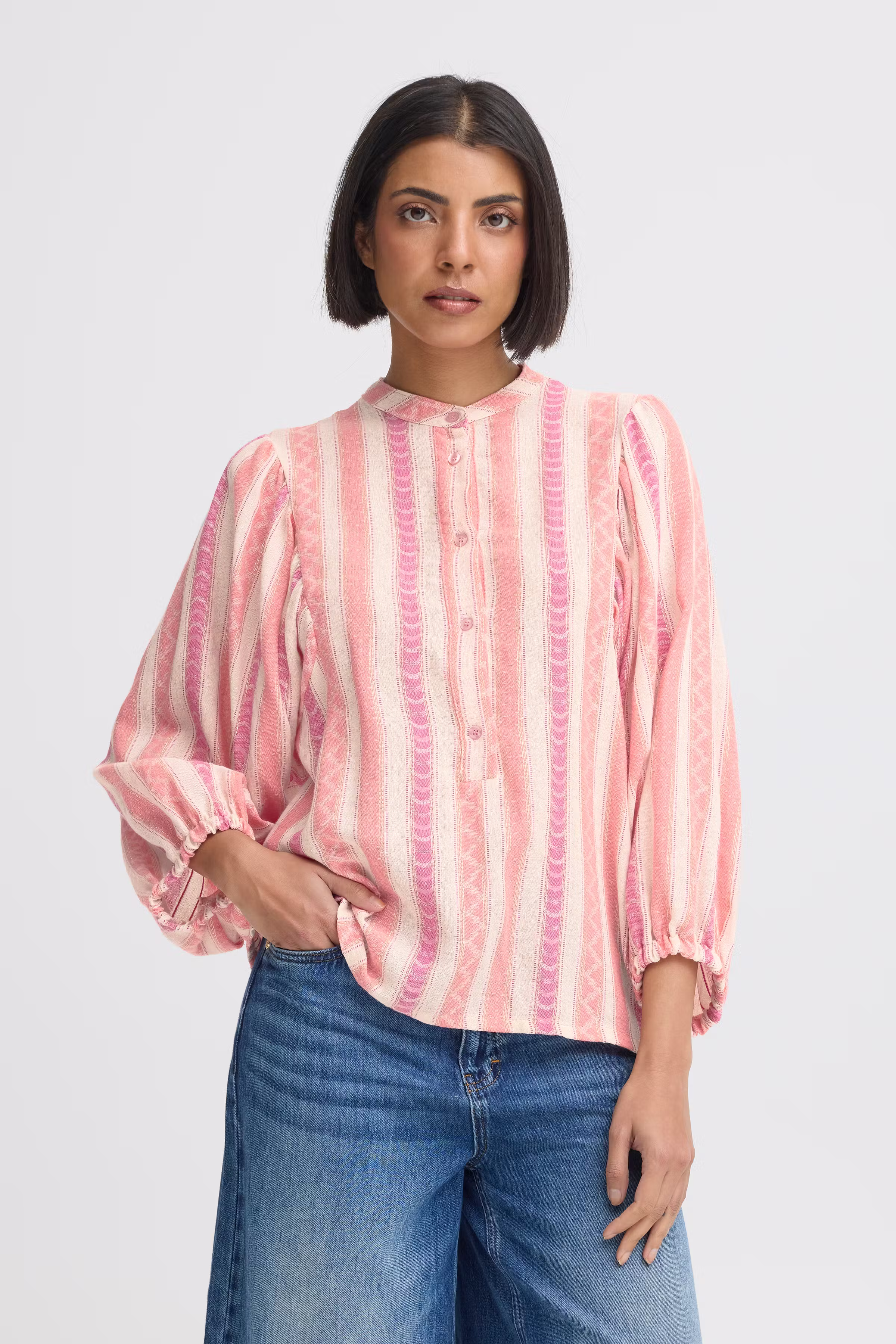 PZBETTY Bluse LOOKBOOK FRONT 50210352-900006034