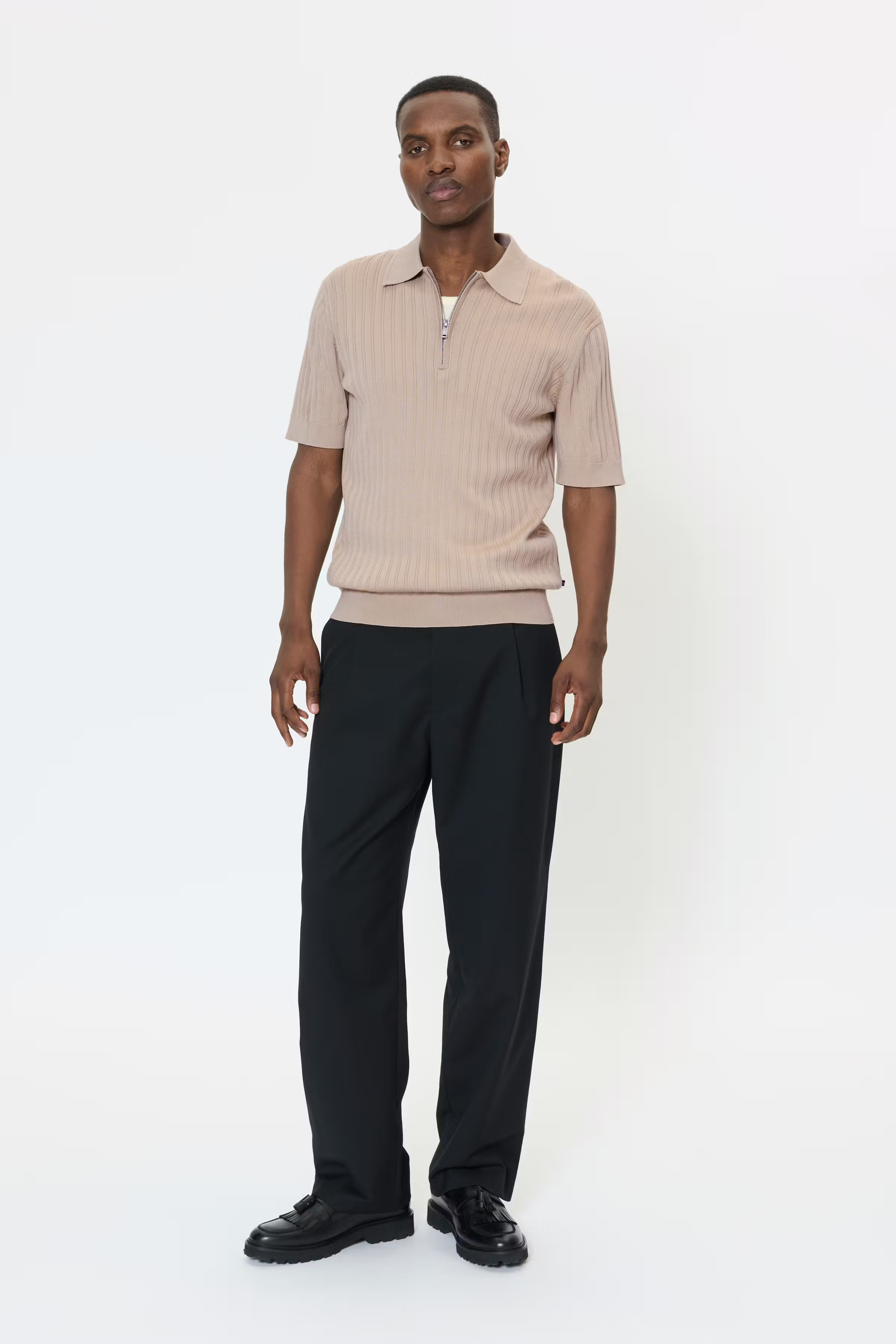 MApolo Pullover LOOKBOOK FRONT 30208967-161105