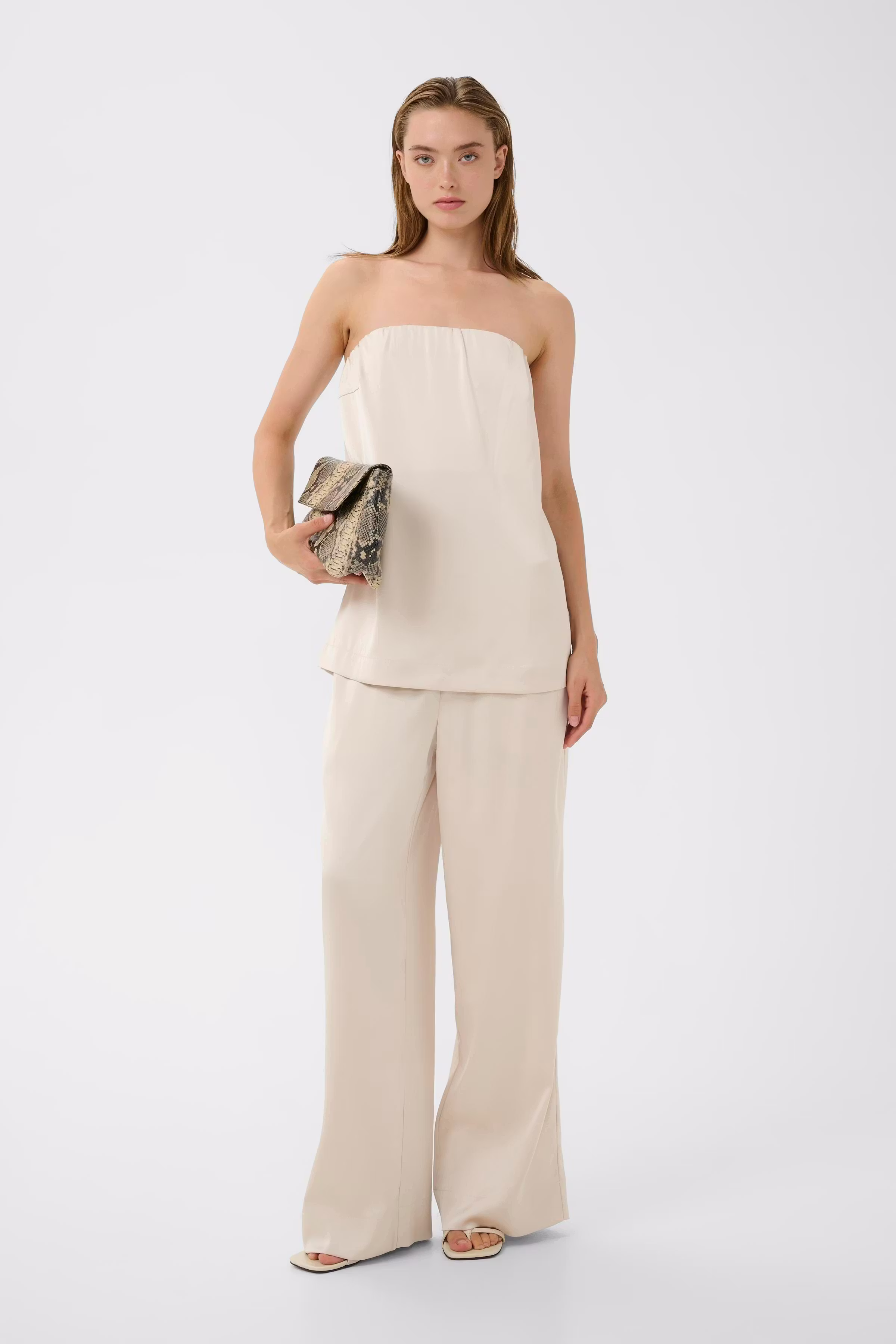 GZsonya Top LOOKBOOK FRONT 10911157-130905