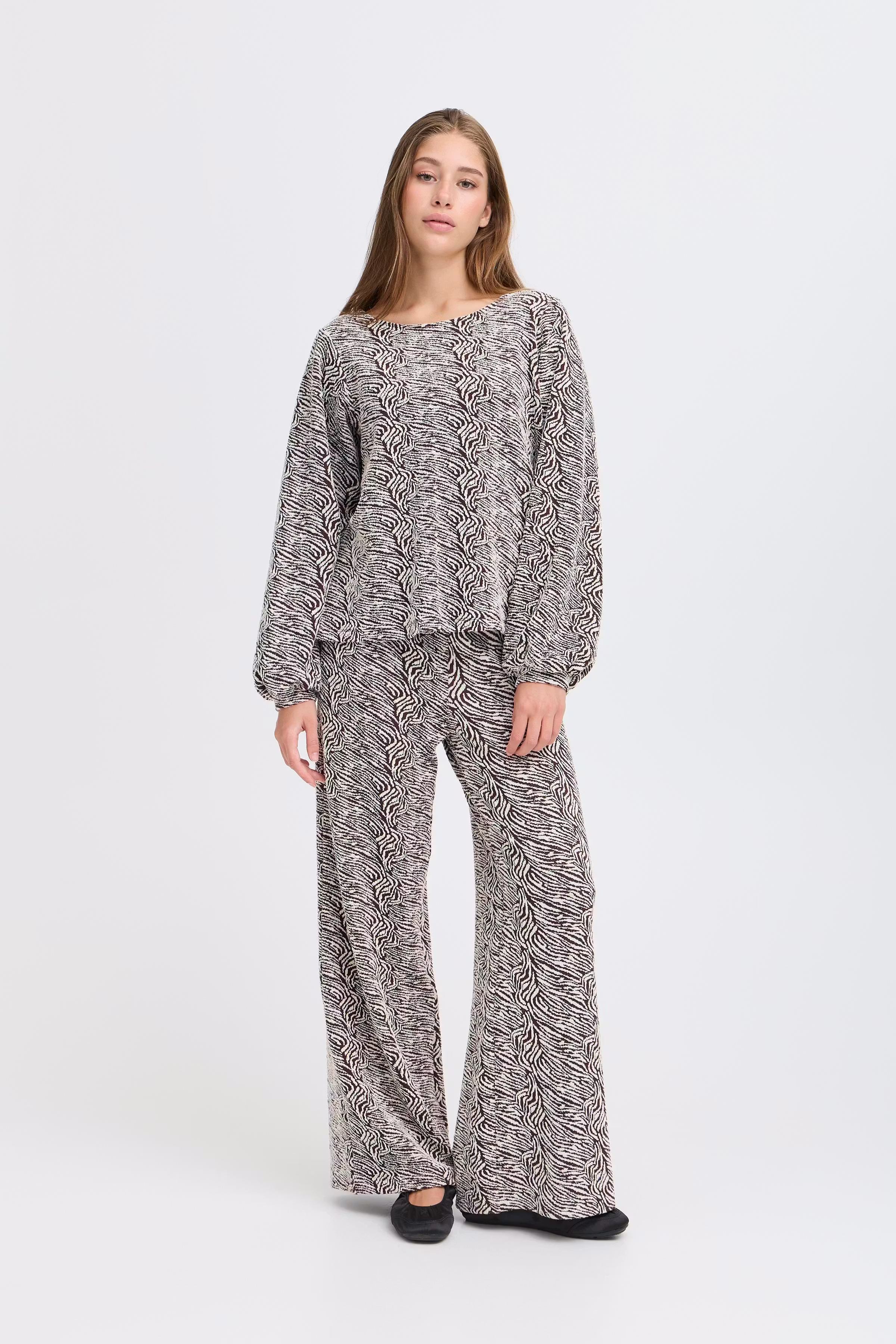 IHOELLY Sweatshirt LOOKBOOK FRONT 20124646-900001816