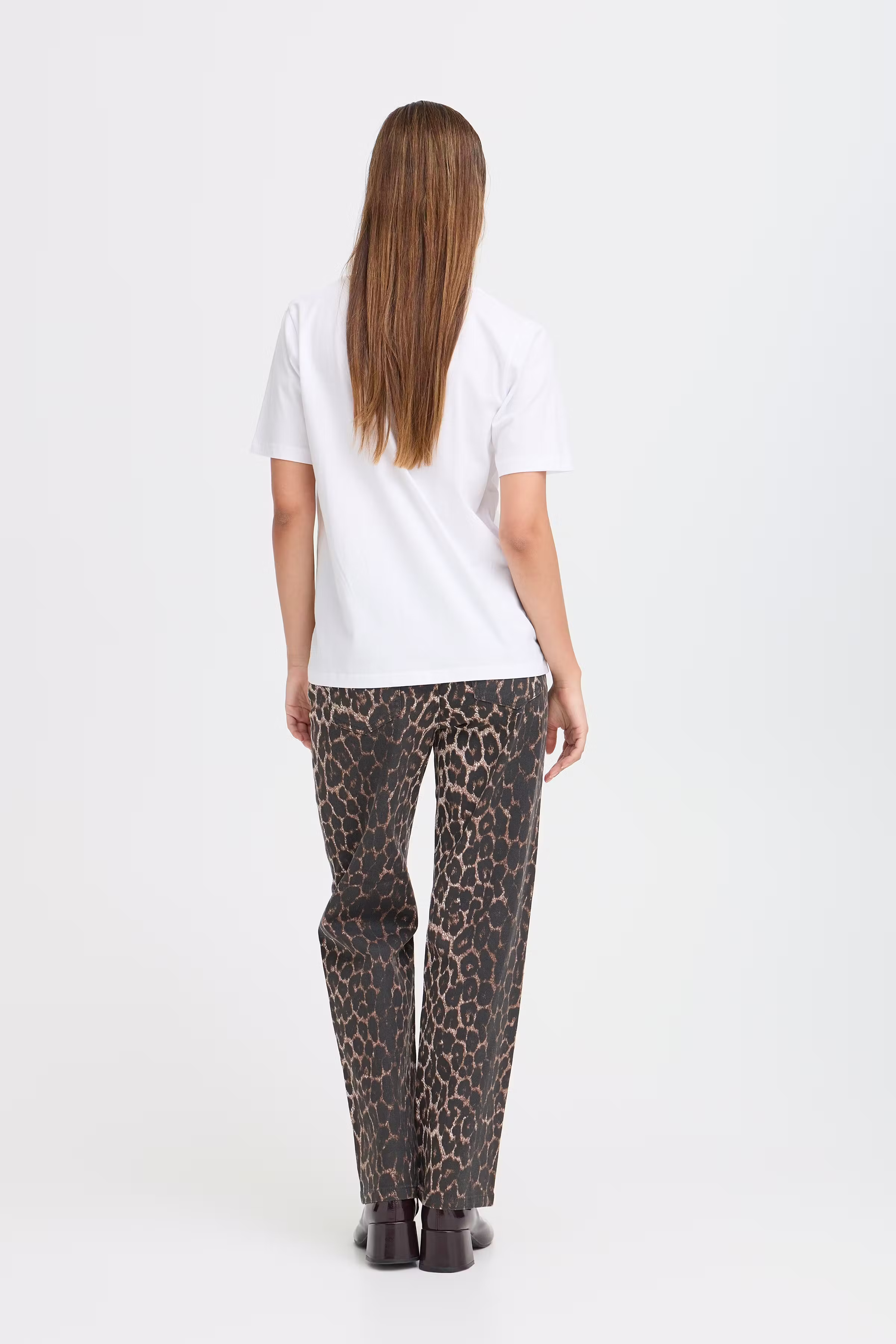 BYSELENE T-shirt LOOKBOOK BACK 20816830-110601