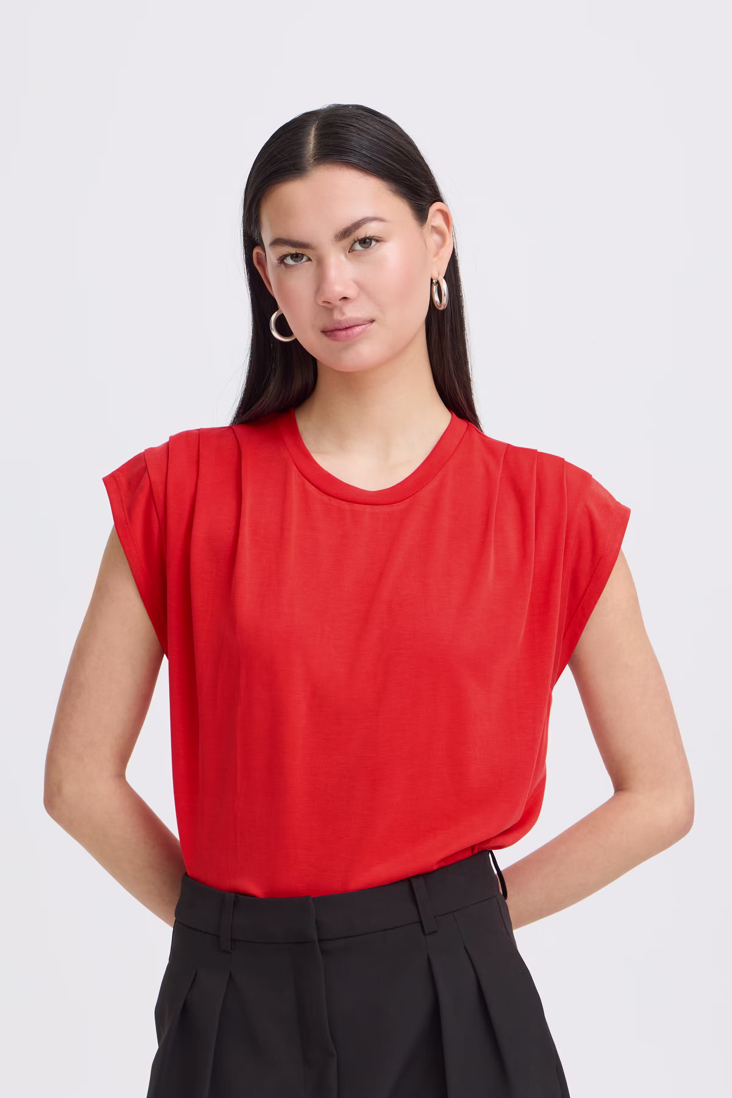 IHLISKEN Top LOOKBOOK FRONT 20114138-181664
