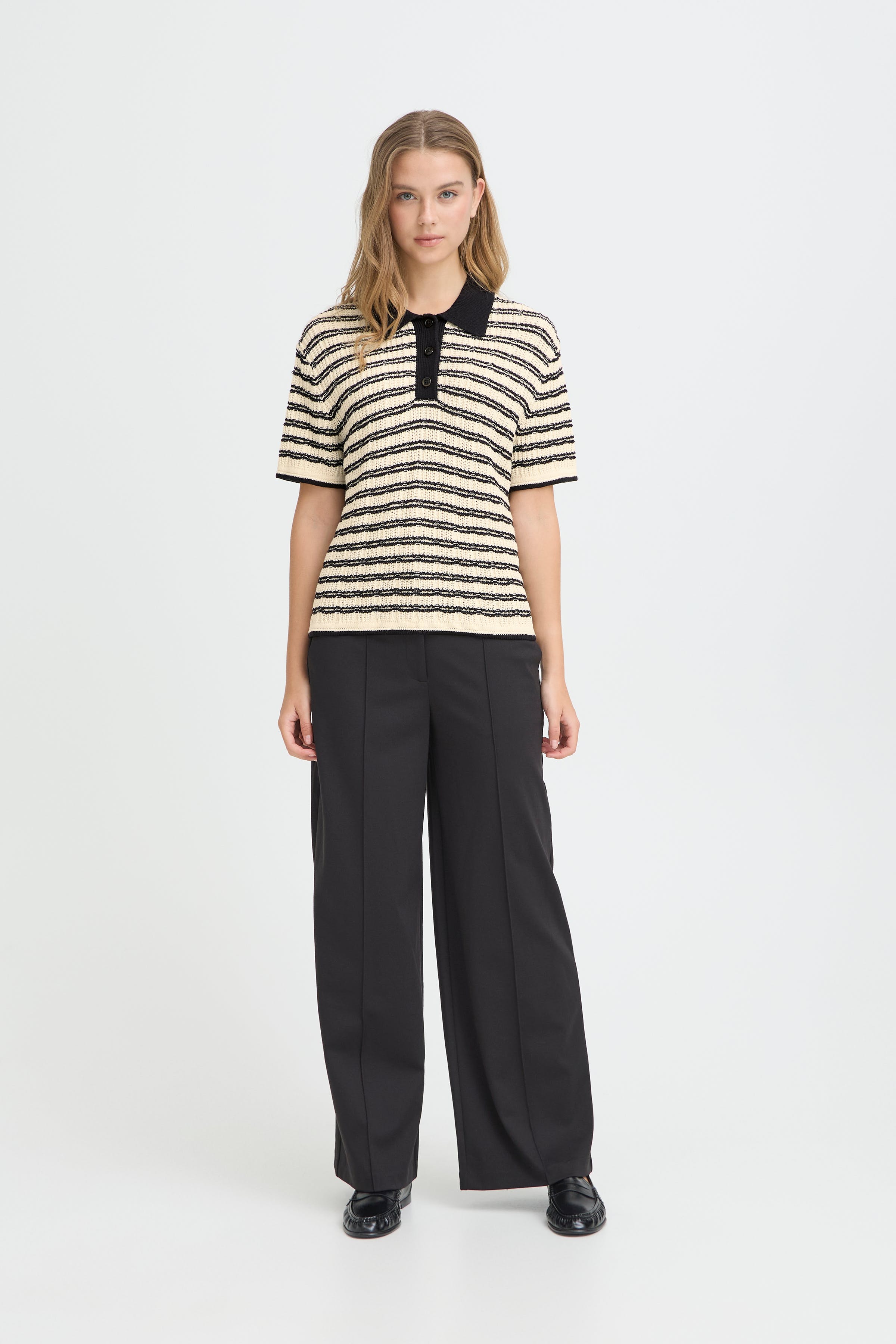 IHCHANY Pullover LOOKBOOK FRONT 20125166-900004033