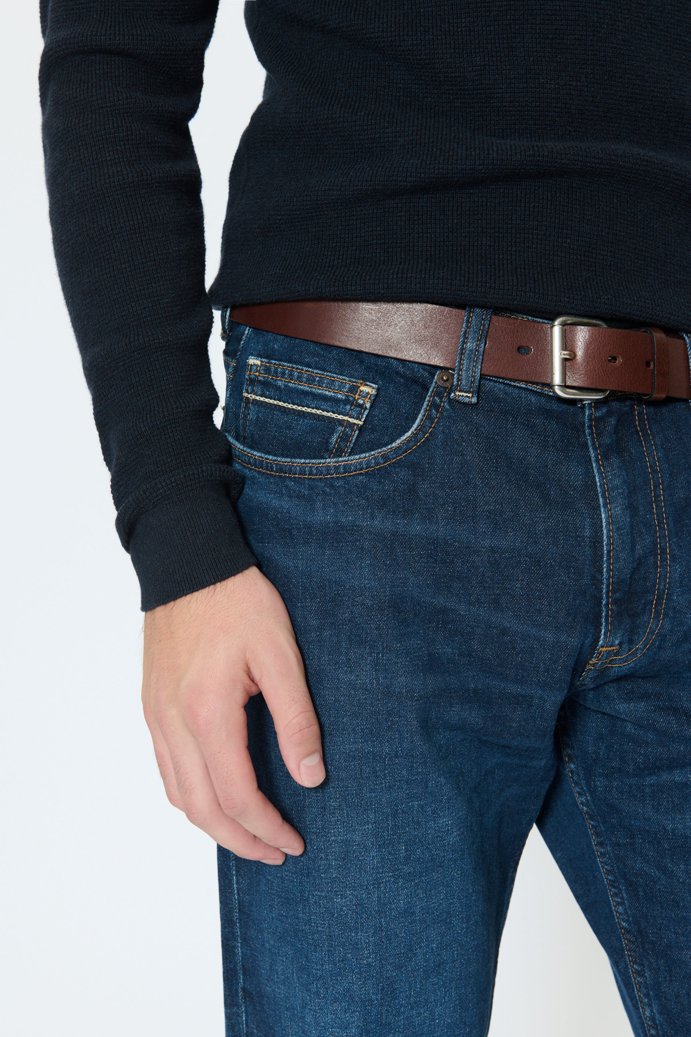 MAJake Heritage Denim Trousers LOOKBOOK DETAIL 30208023-303778