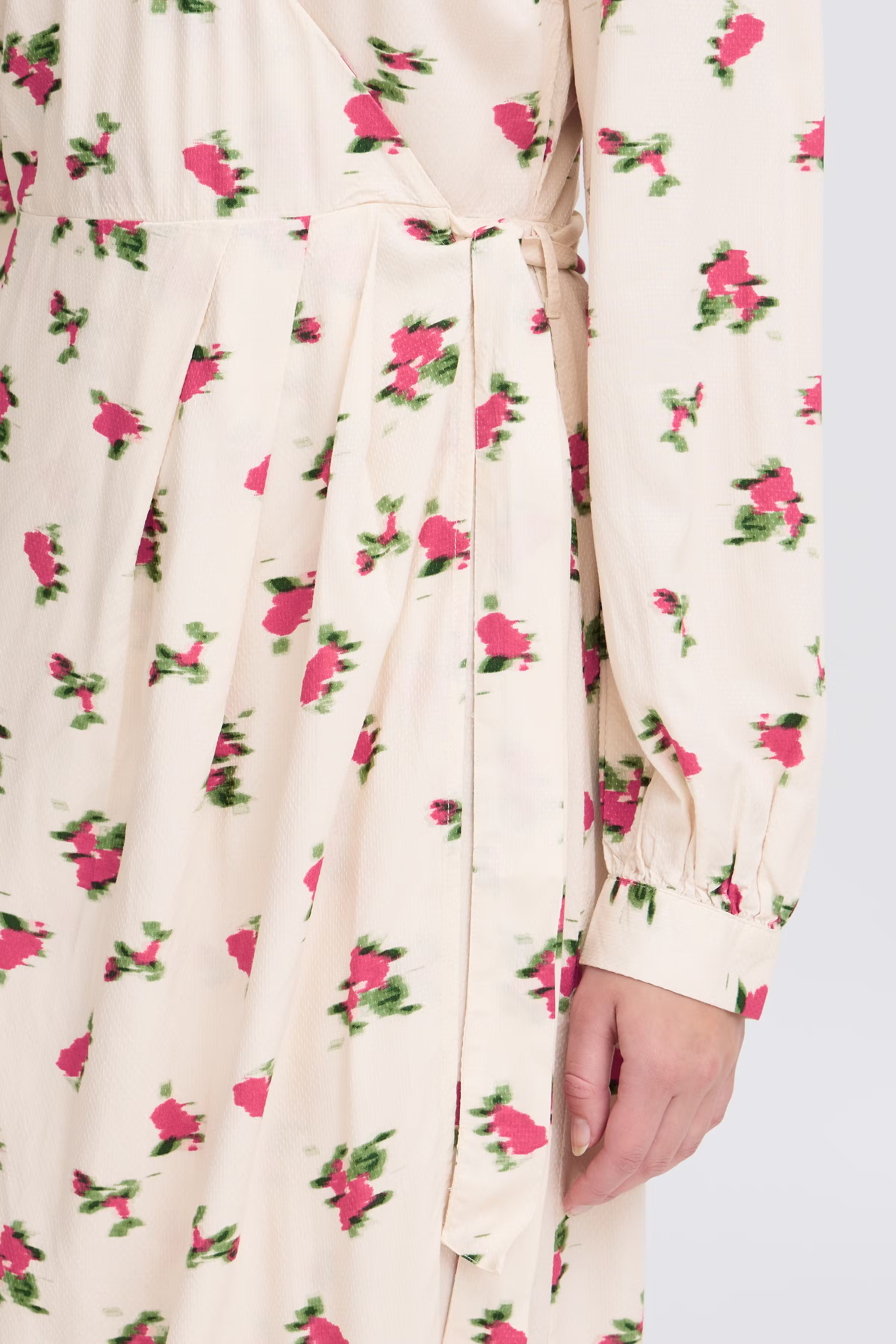 IRPETRA Dress LOOKBOOK DETAIL 20122227-130905