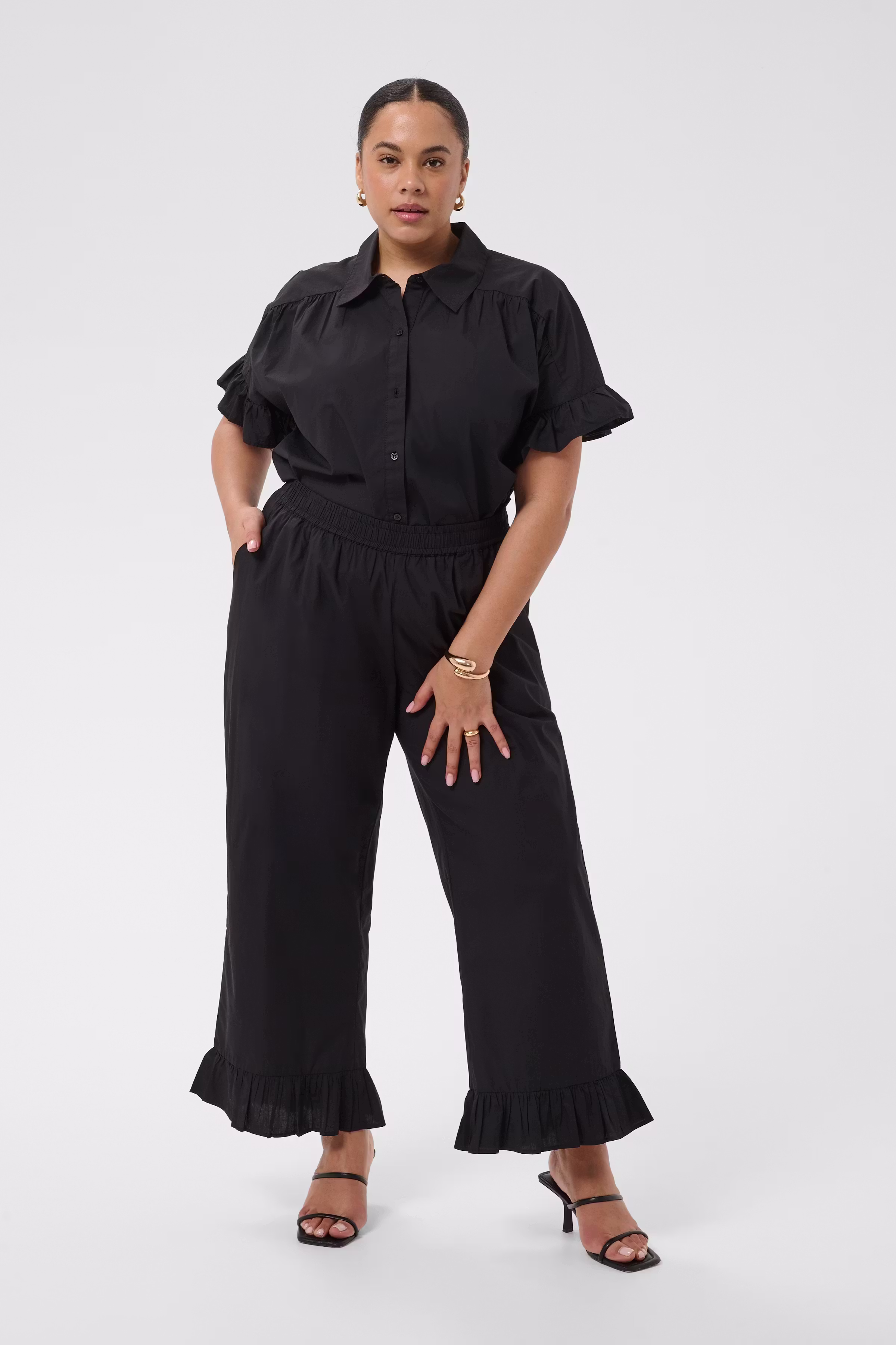 KCverona Hose LOOKBOOK FRONT 10584239-100121