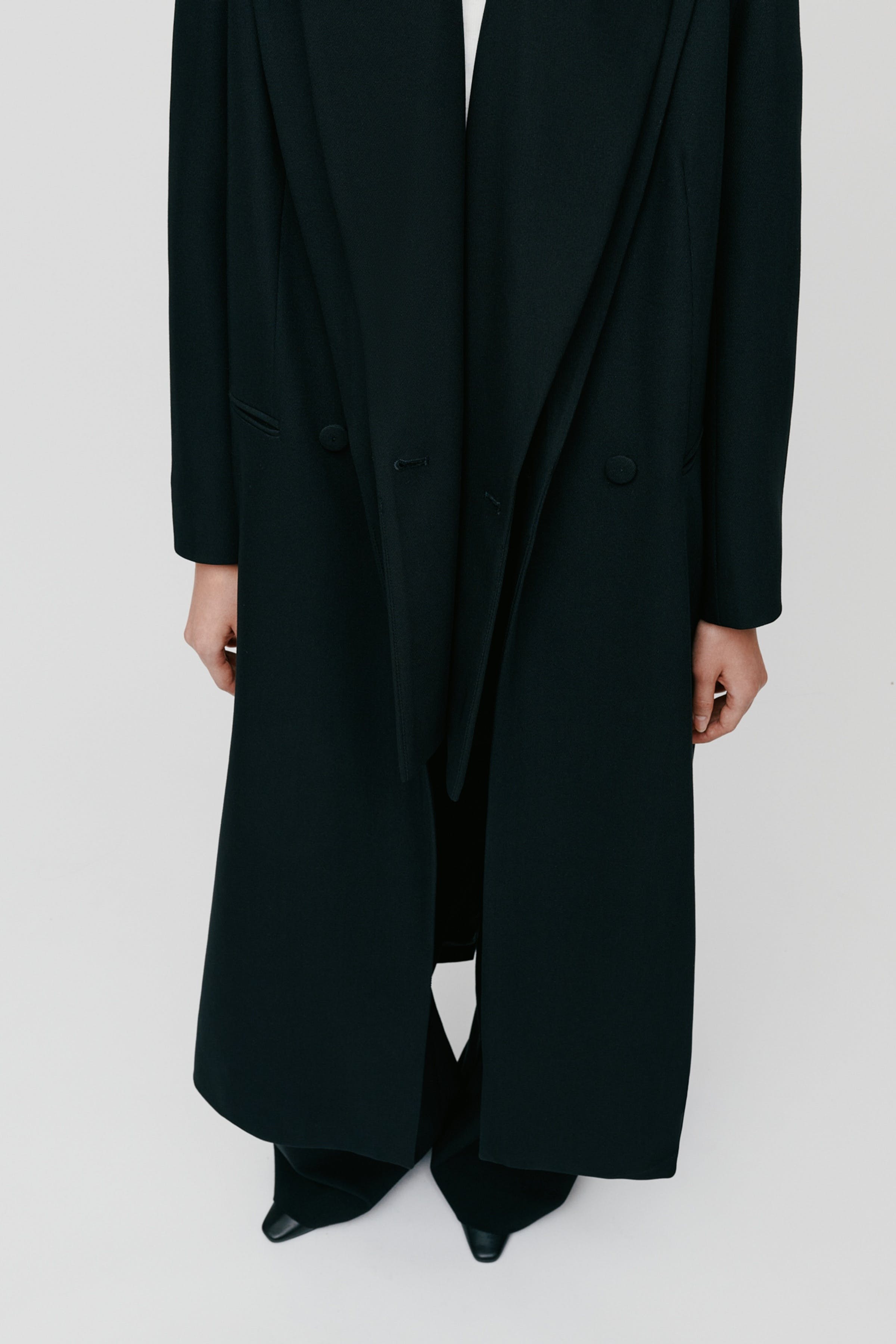 Jil Mantel LOOKBOOK FRONT 30600560-BK999