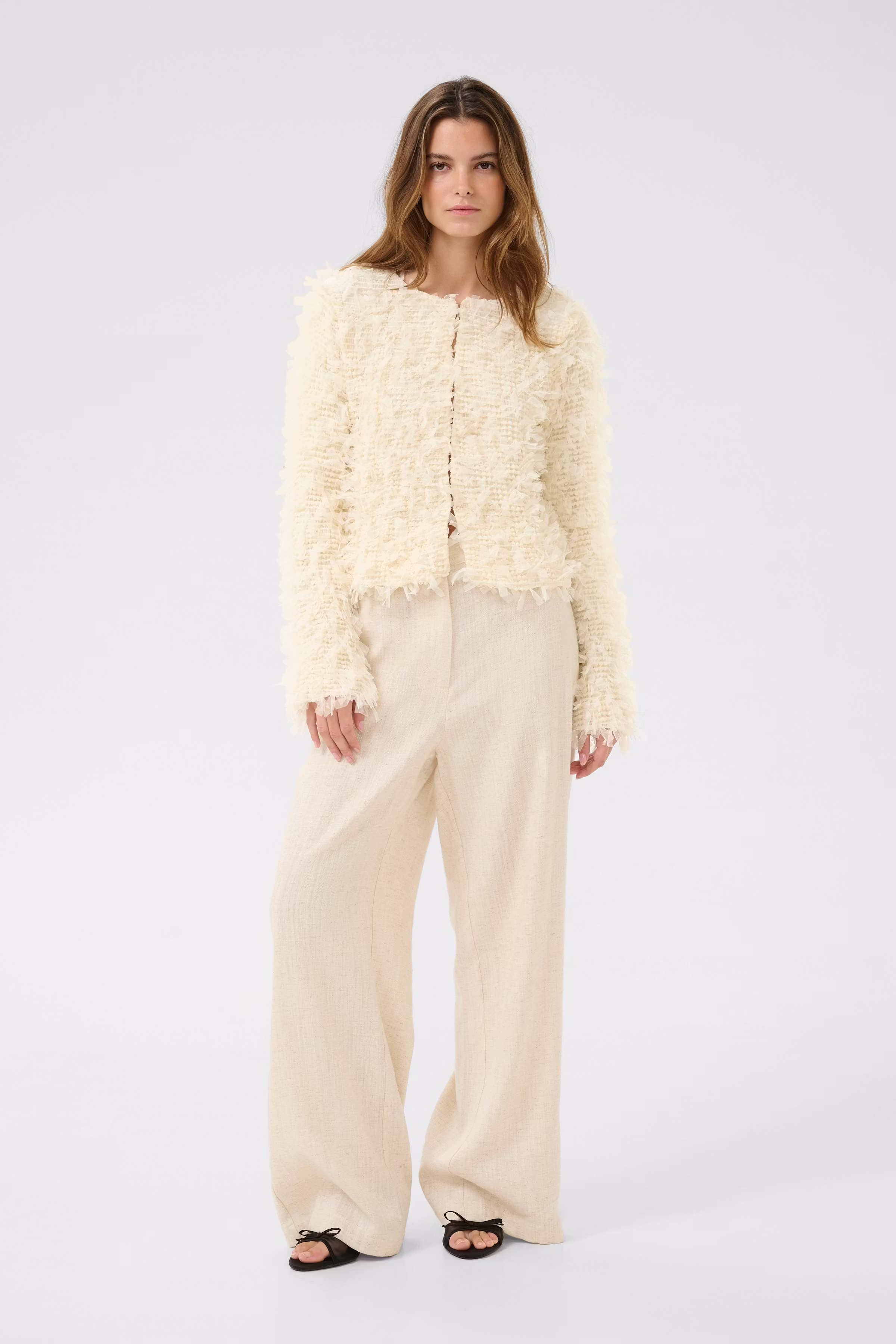 KBUlissa Vest LOOKBOOK FRONT 10105411-110103