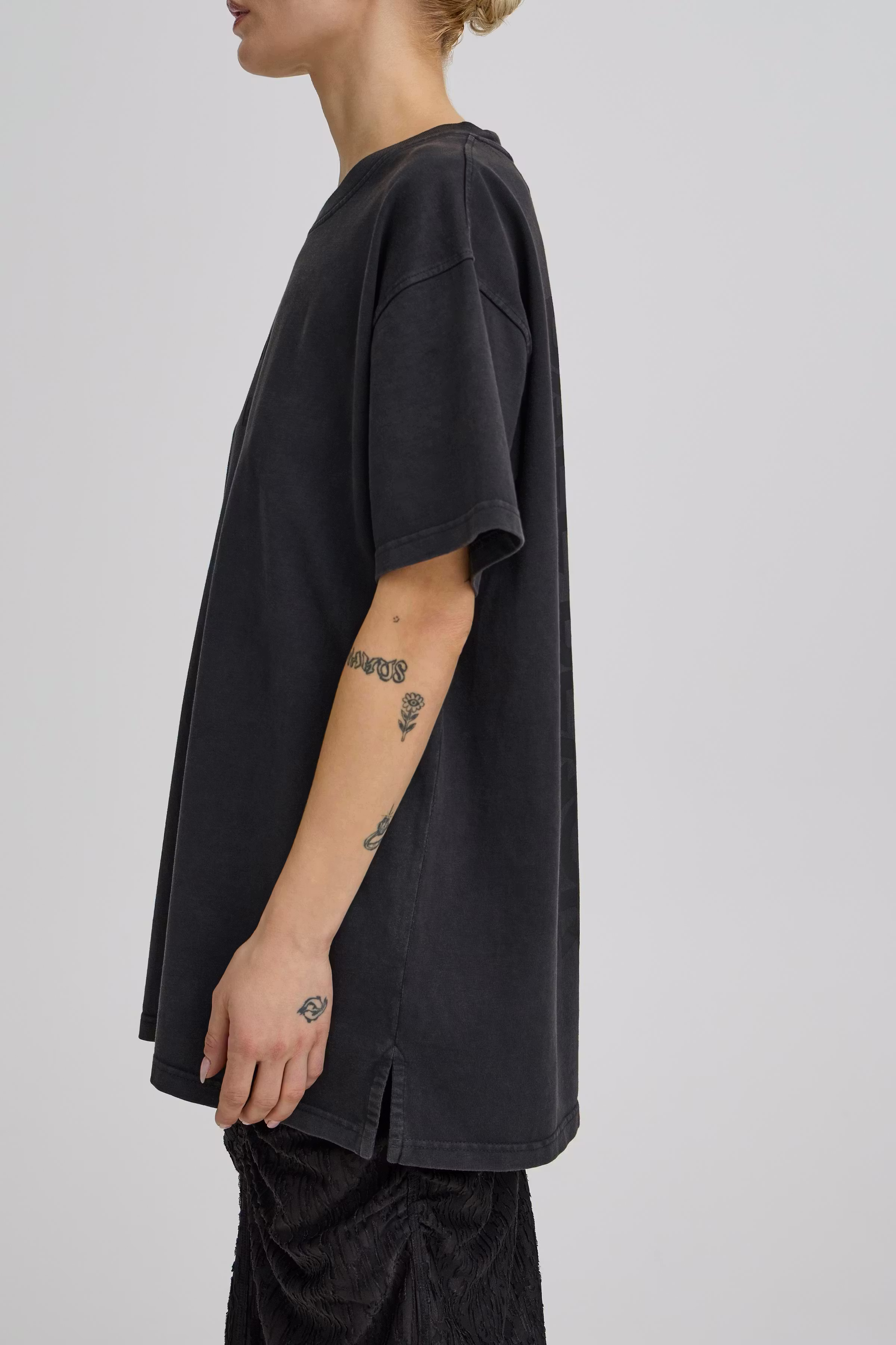 BASALVIRA T-shirt LOOKBOOK DETAIL 50408152-193911