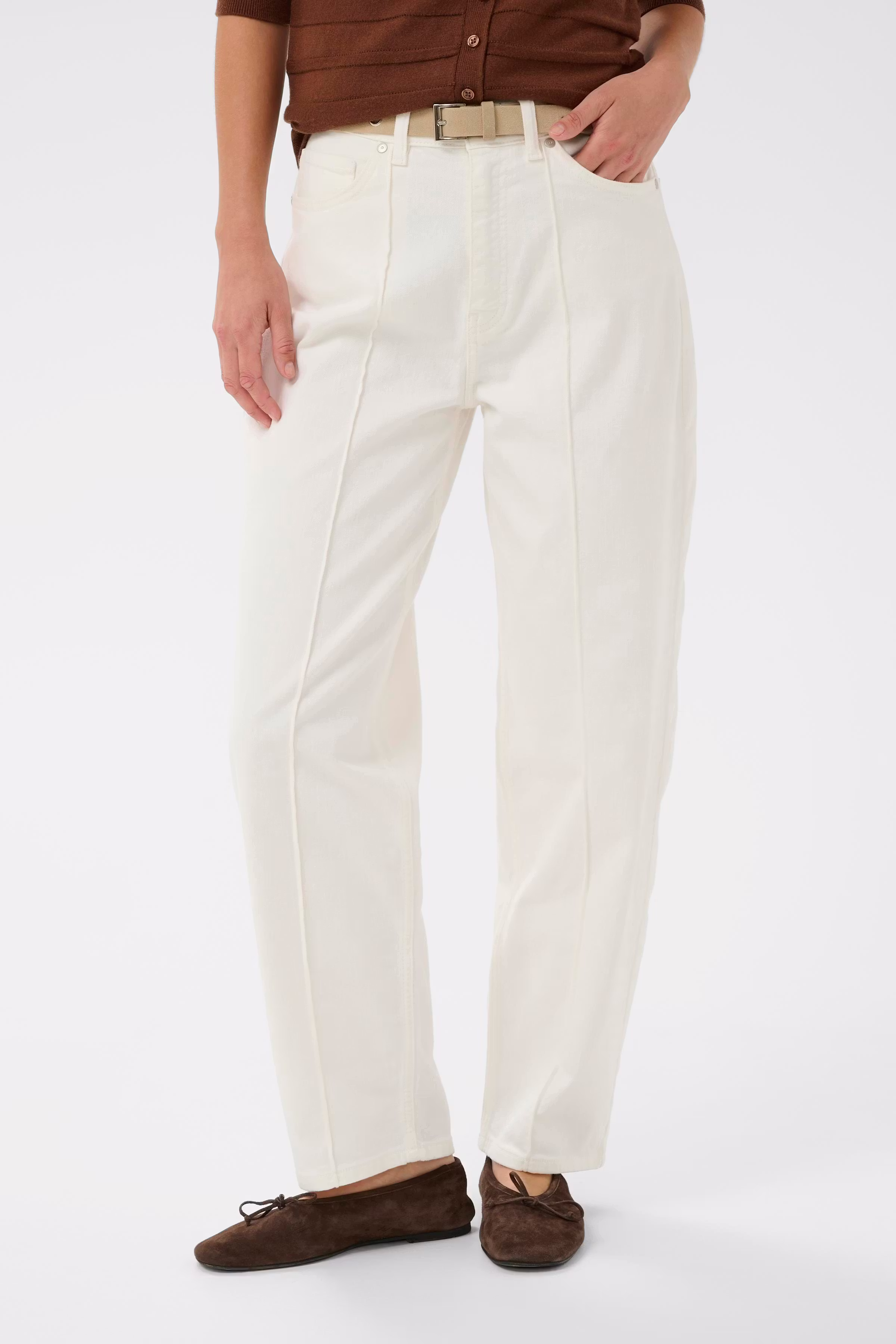 SLRina Jeans LOOKBOOK FRONT 30408990-120304
