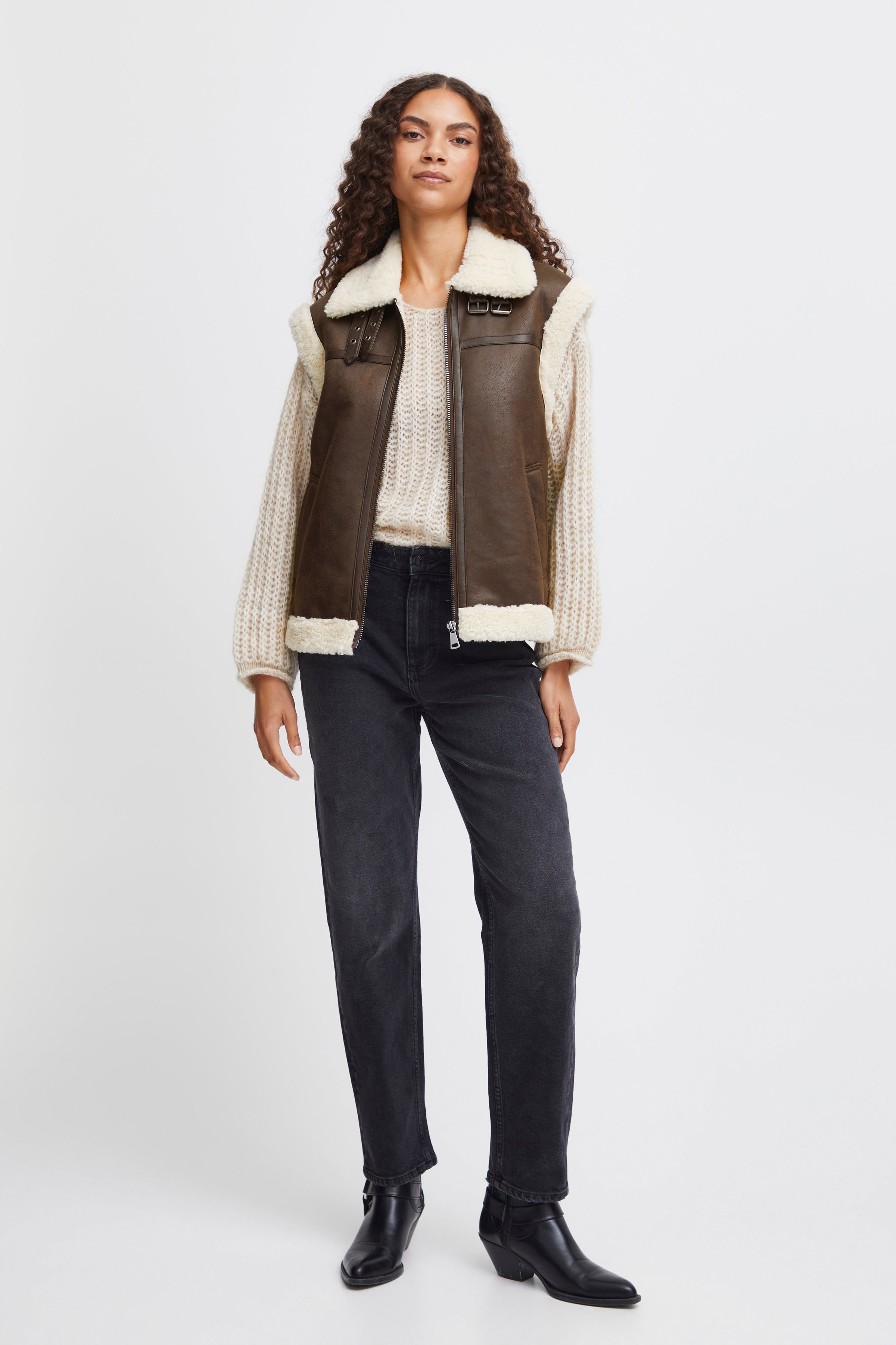 BYASANNE Weste oberbekleidung LOOKBOOK FRONT 20815125-203292