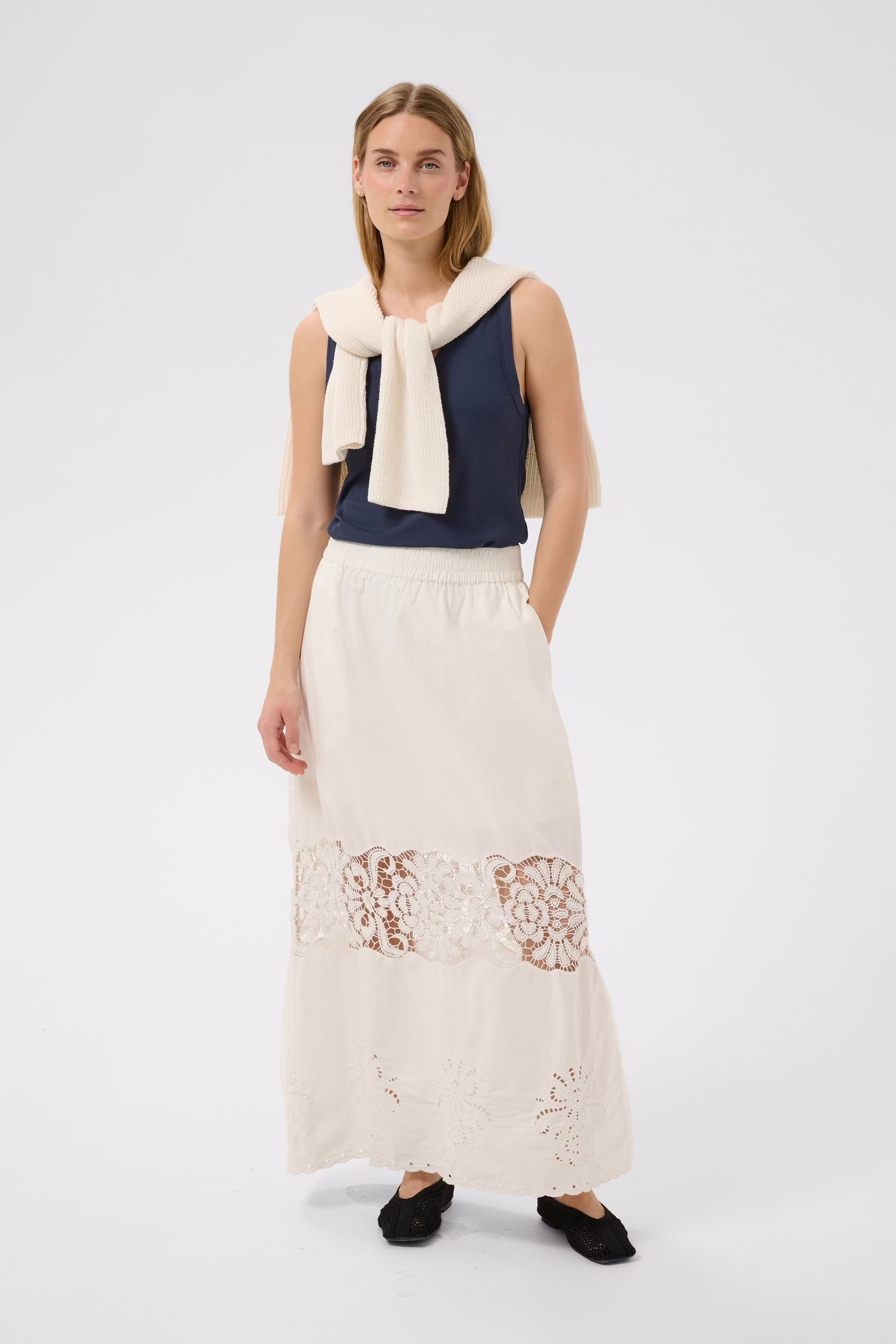 AnciaPW Skirt LOOKBOOK FRONT 30310455-110701