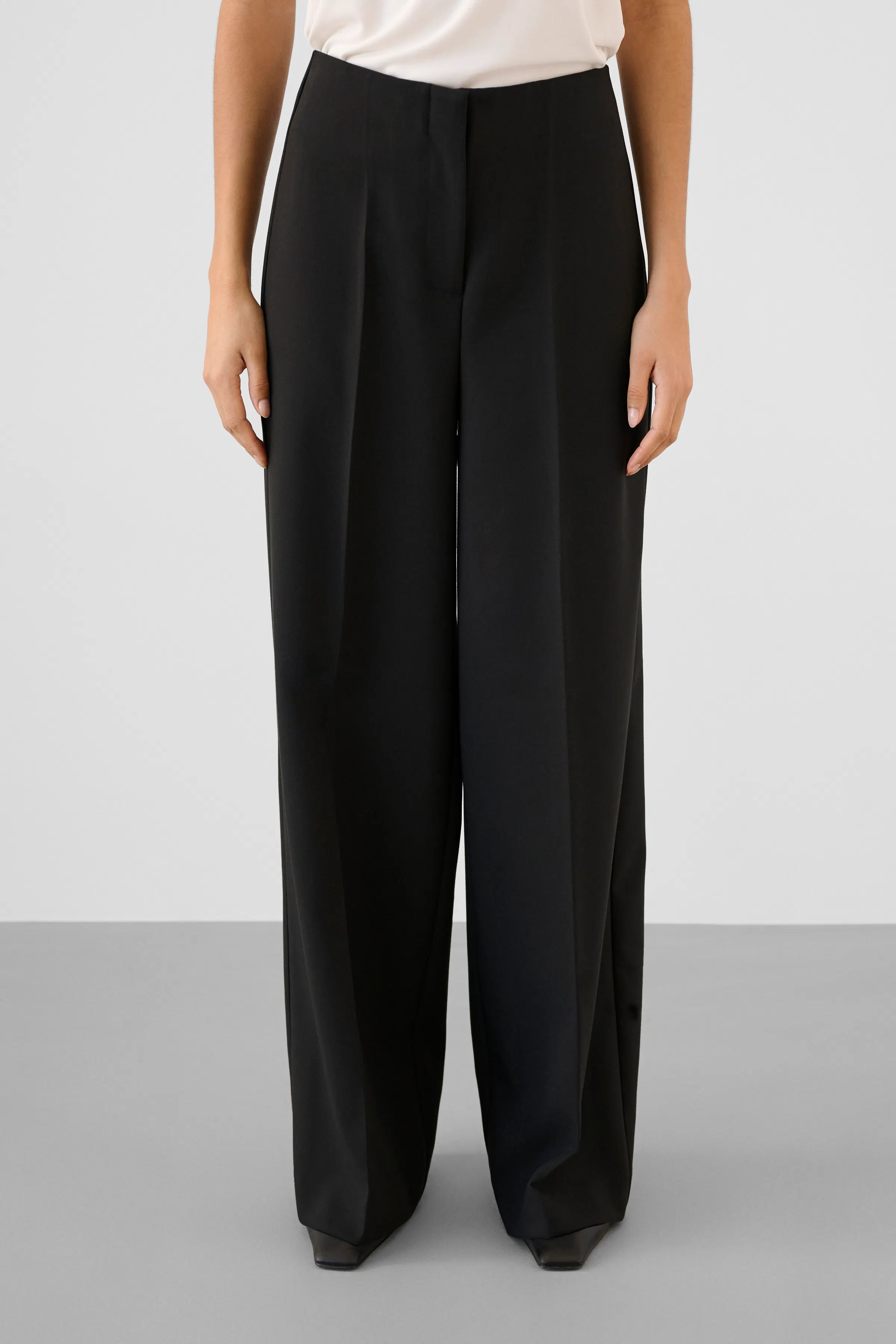 SLCorinne Wide Bukser LOOKBOOK FRONT 30407228-40050