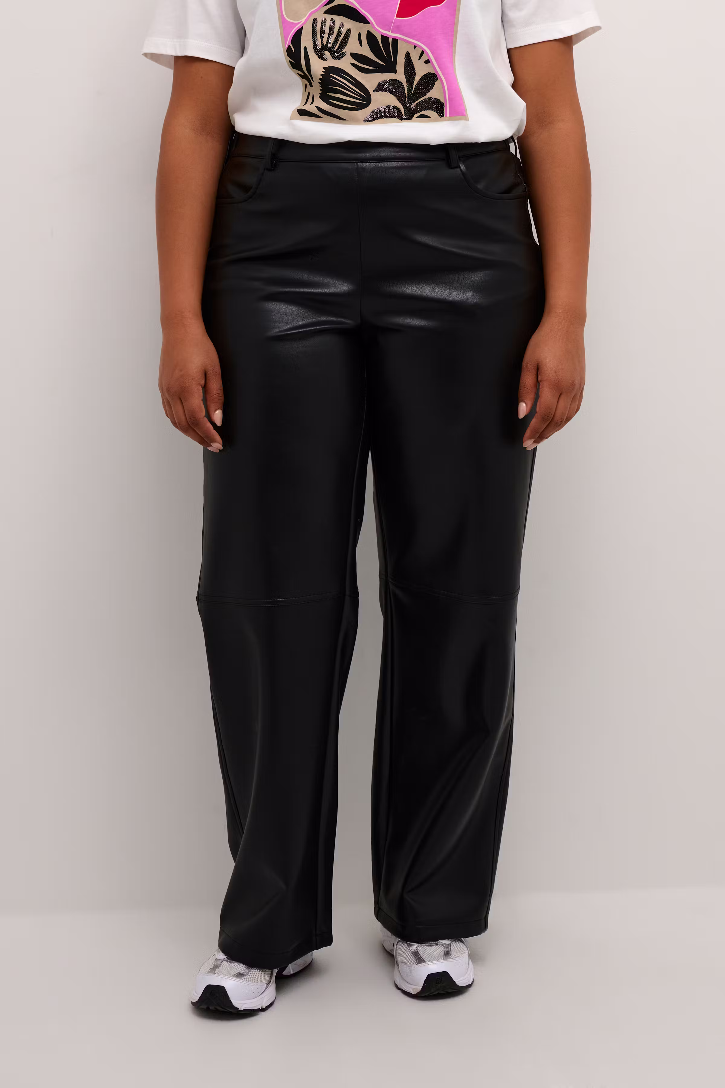 KCnalina Trousers LOOKBOOK FRONT 10581959-100121