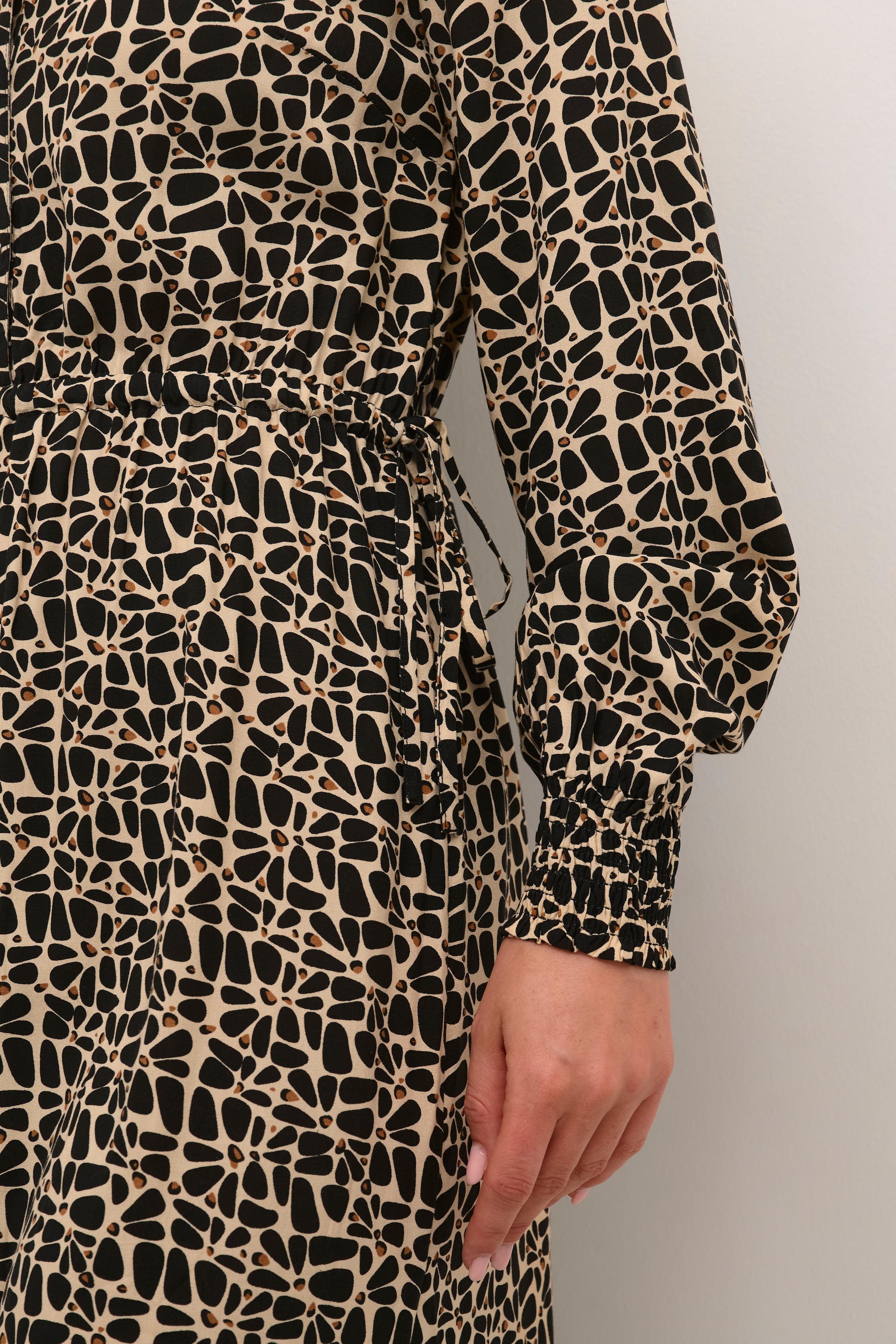 BPfabia Kleid LOOKBOOK DETAIL 10590582-105308B