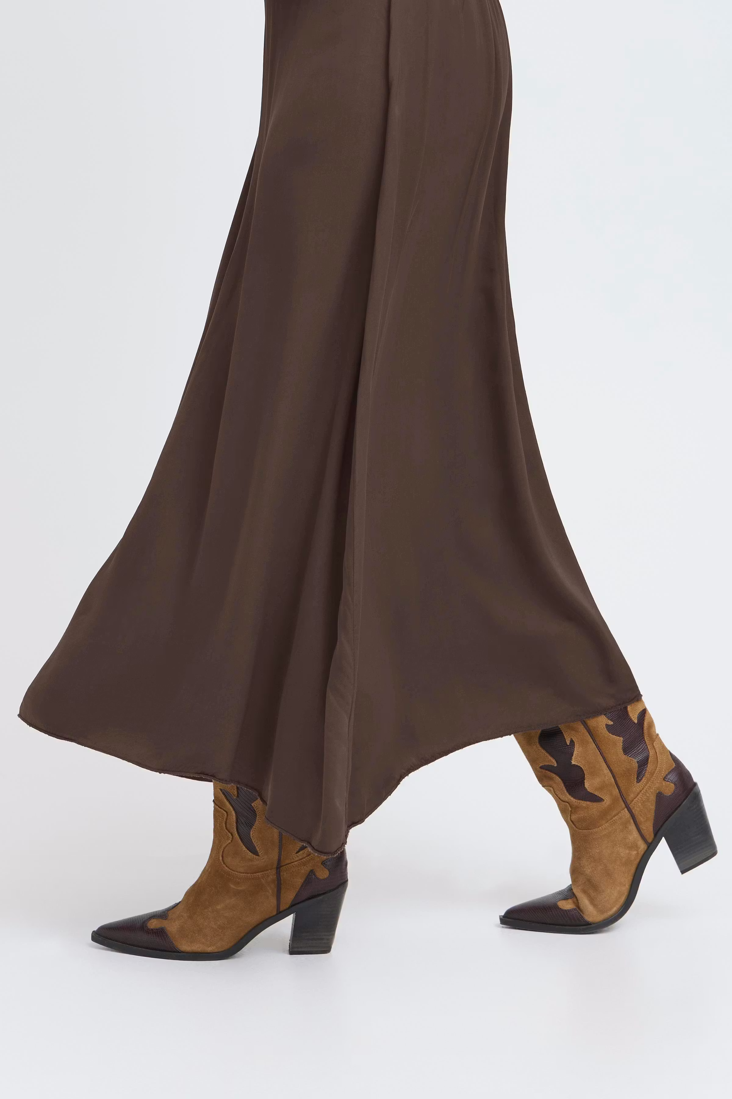 SBOLIVIA Skirt LOOKBOOK DETAIL 22101106-191109