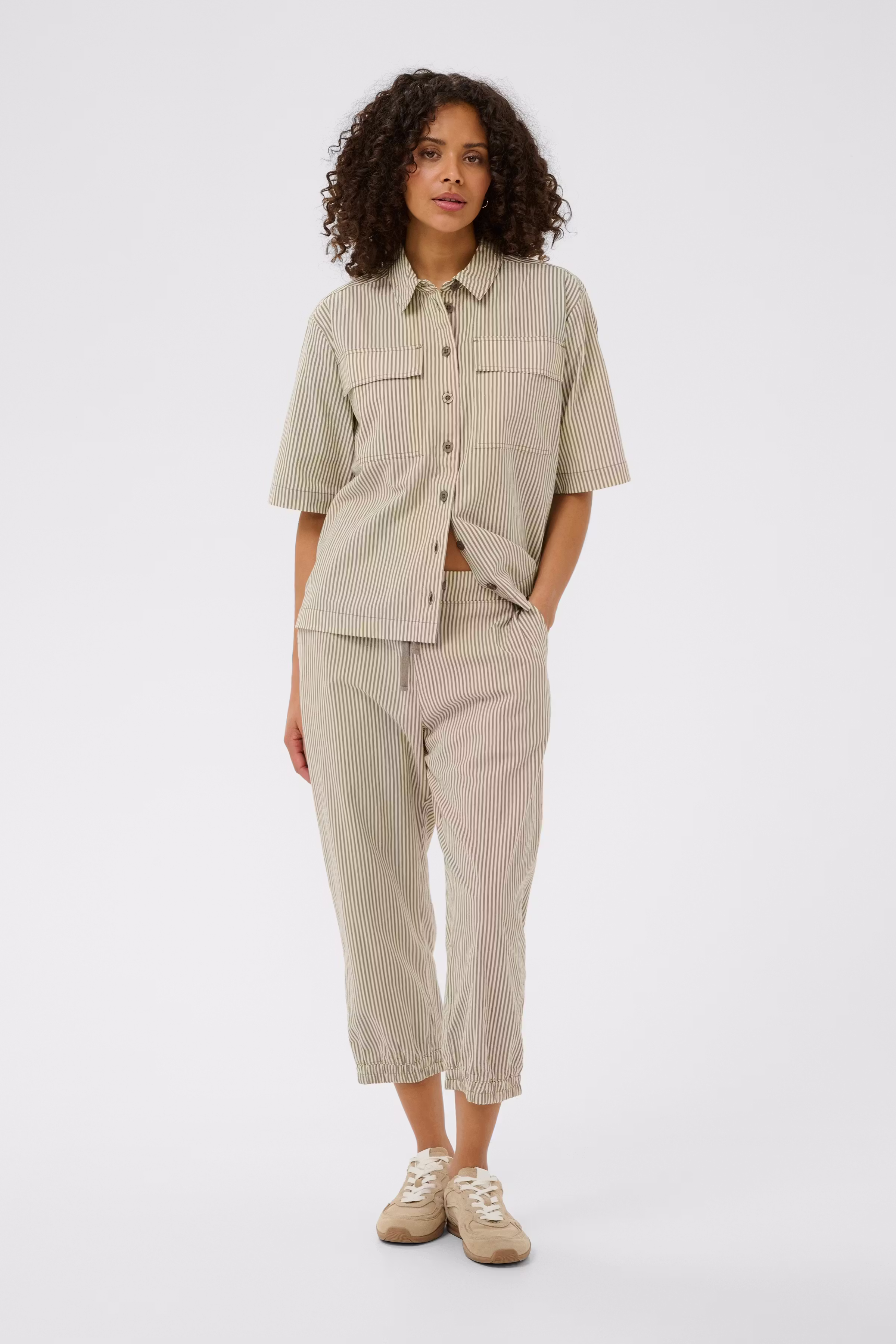 KAnaya Bukser LOOKBOOK FRONT 10509010-108909