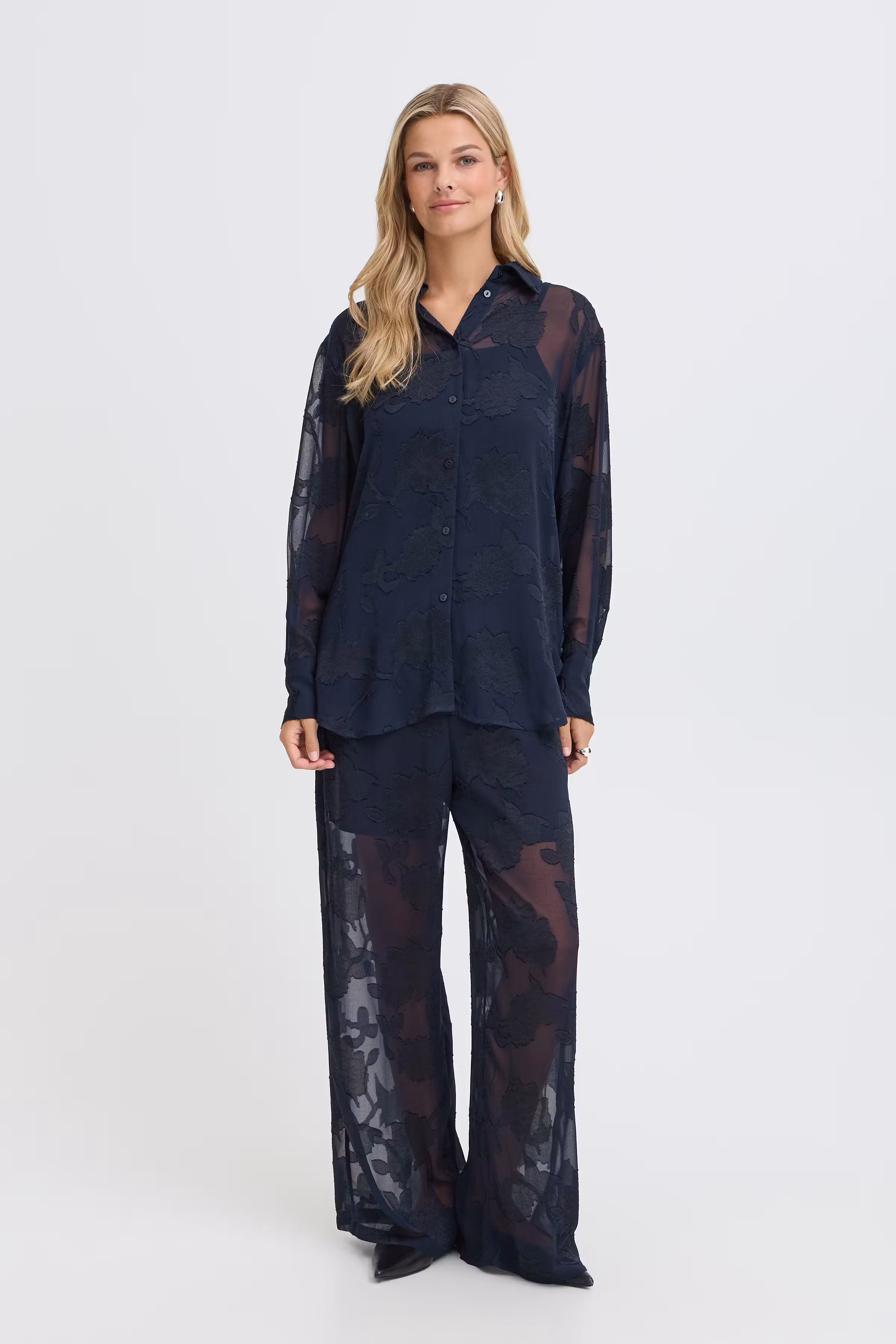 FRLYLA Hemd LOOKBOOK FRONT 20618631-194011