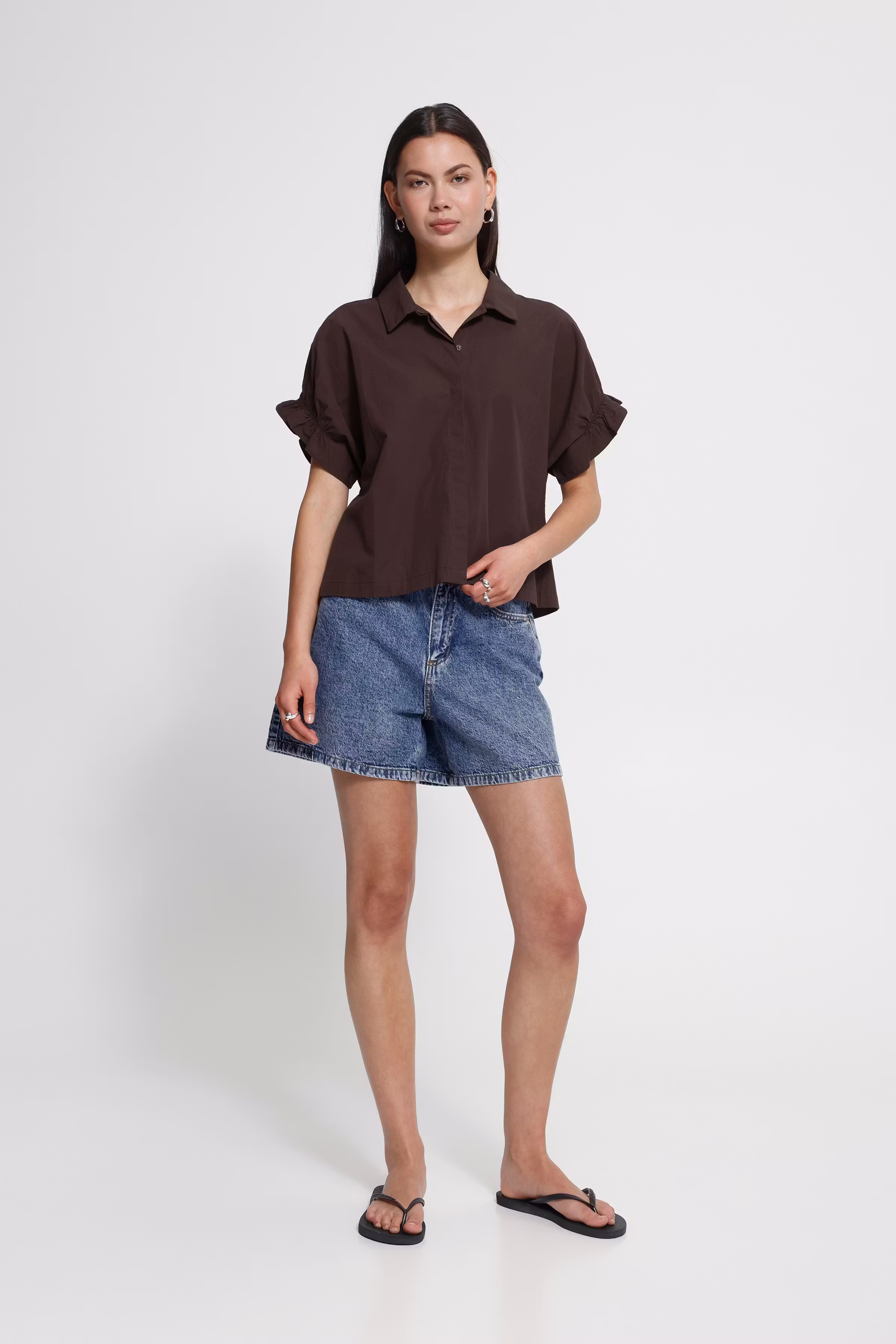 IHSAMI skjorta LOOKBOOK FRONT 20122835-191419